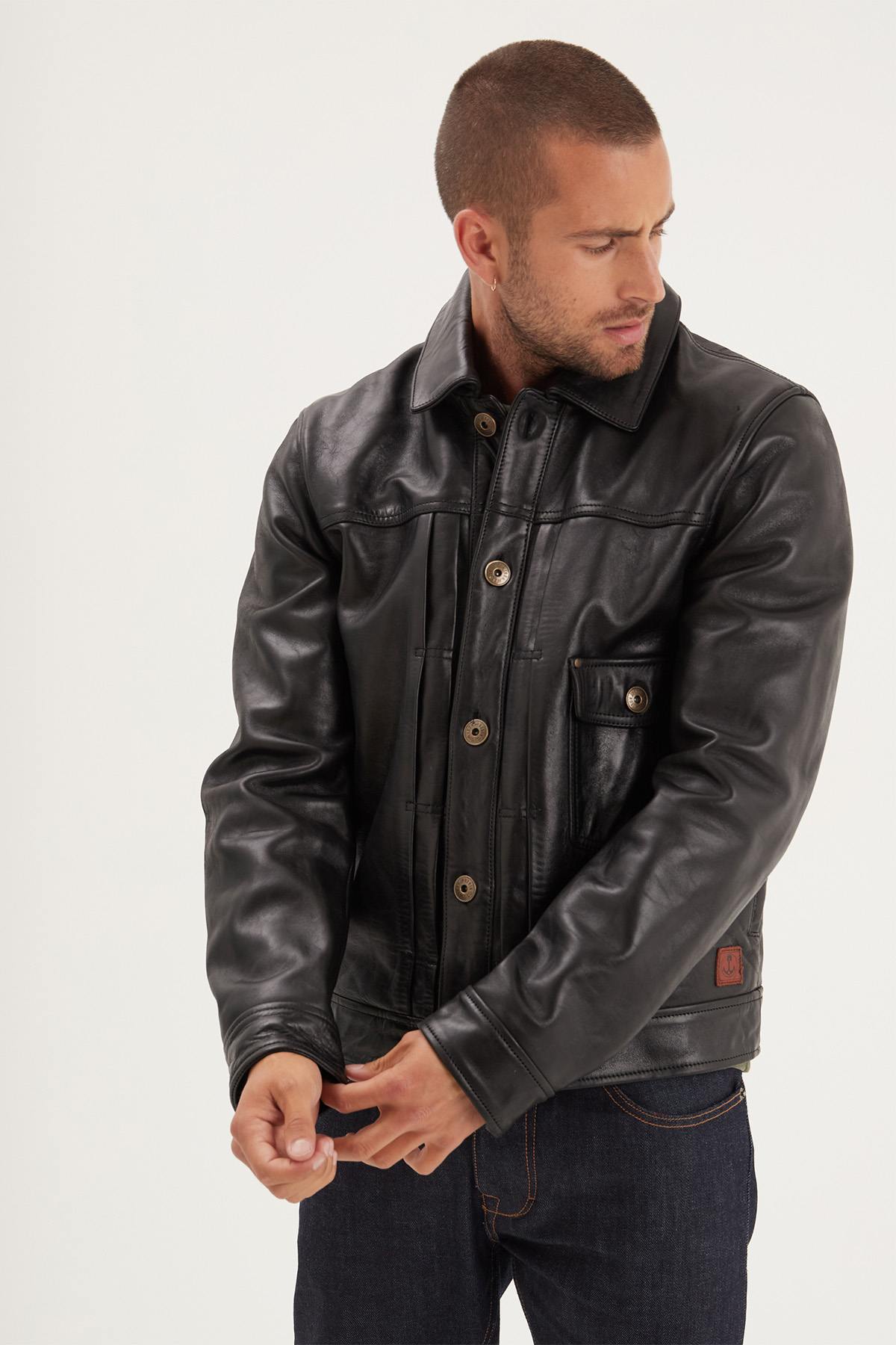 Thick black leather jacket with shirt collar - Image n°2