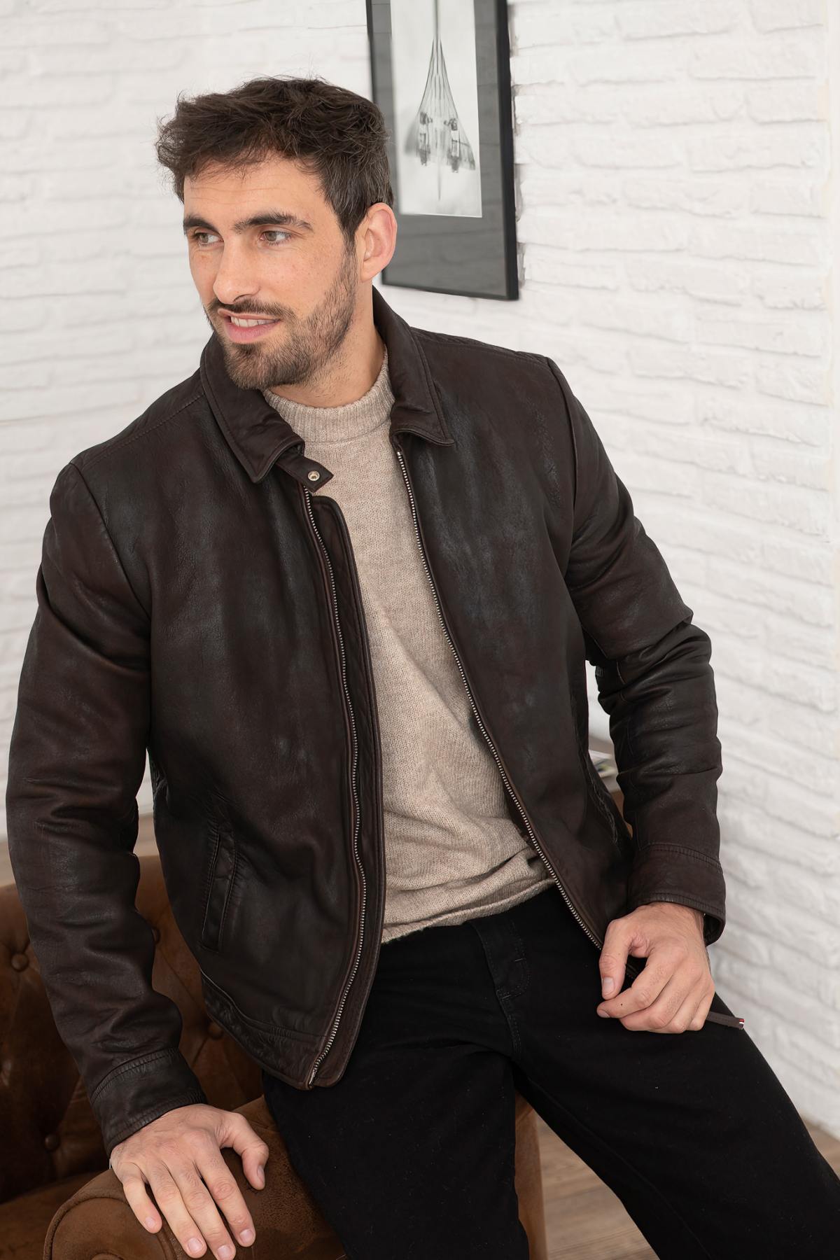 Brown leather jacket with shirt collar - Image n°1