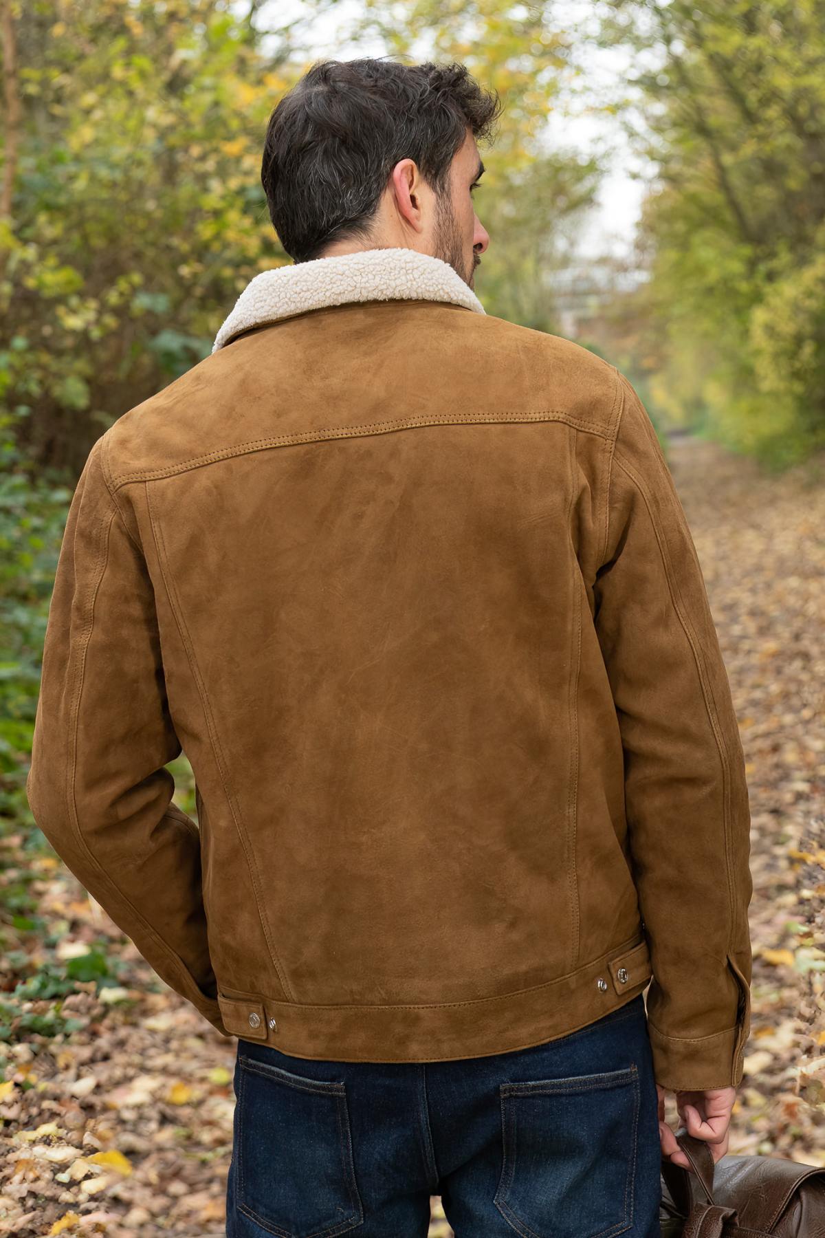 Cognac-colored suede leather trucker jacket - Image n°4