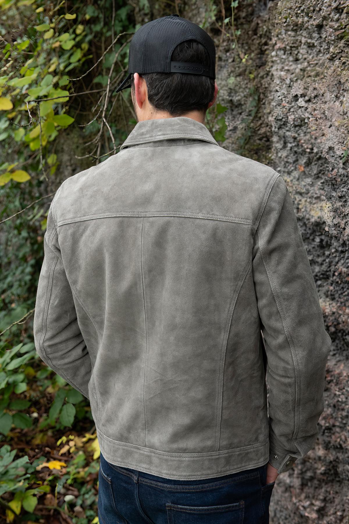 Grey suede leather jacket with shirt collar - Image n°4