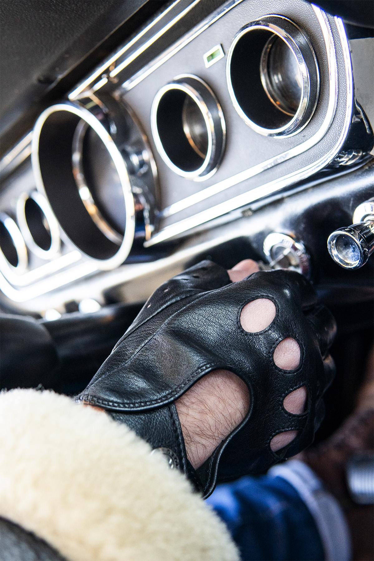 Black Leather Mittens Driving Gloves - Image n°1