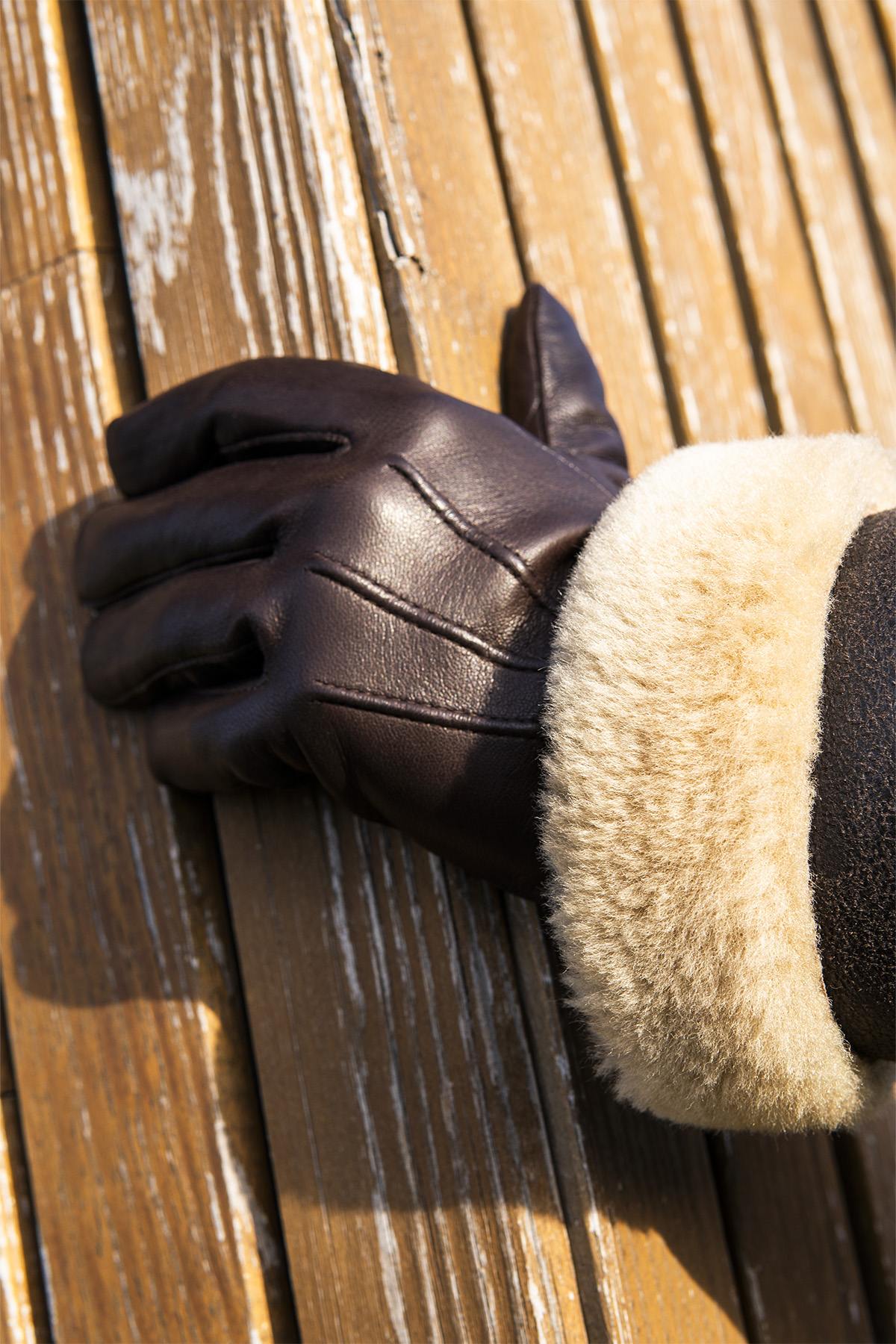 Brown leather gloves with fleece lining and wool elastic - Image n°1