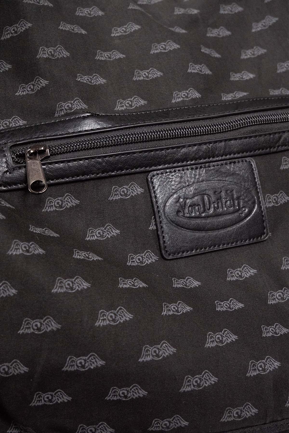 Grey travel bag with patches - Image n°8