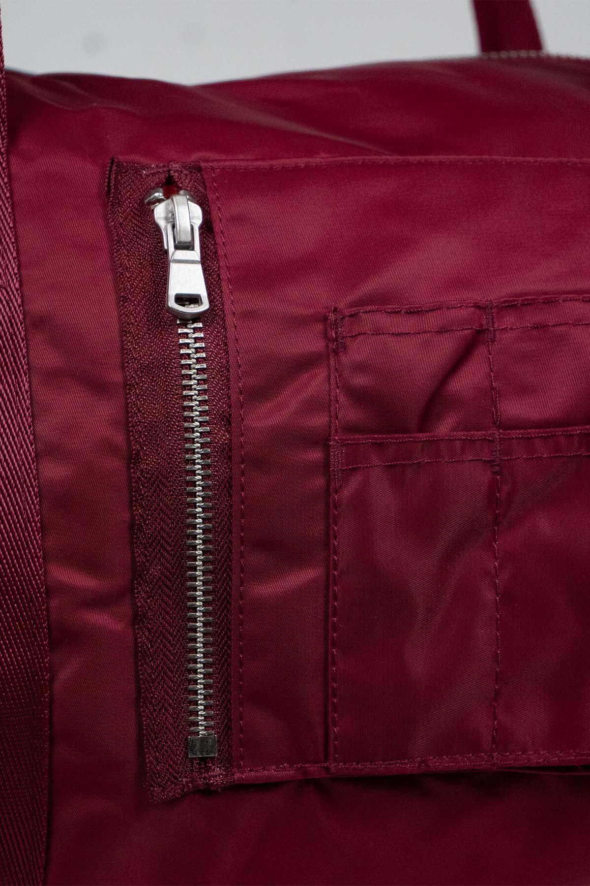 Burgundy lightweight travel bag - Image n°4