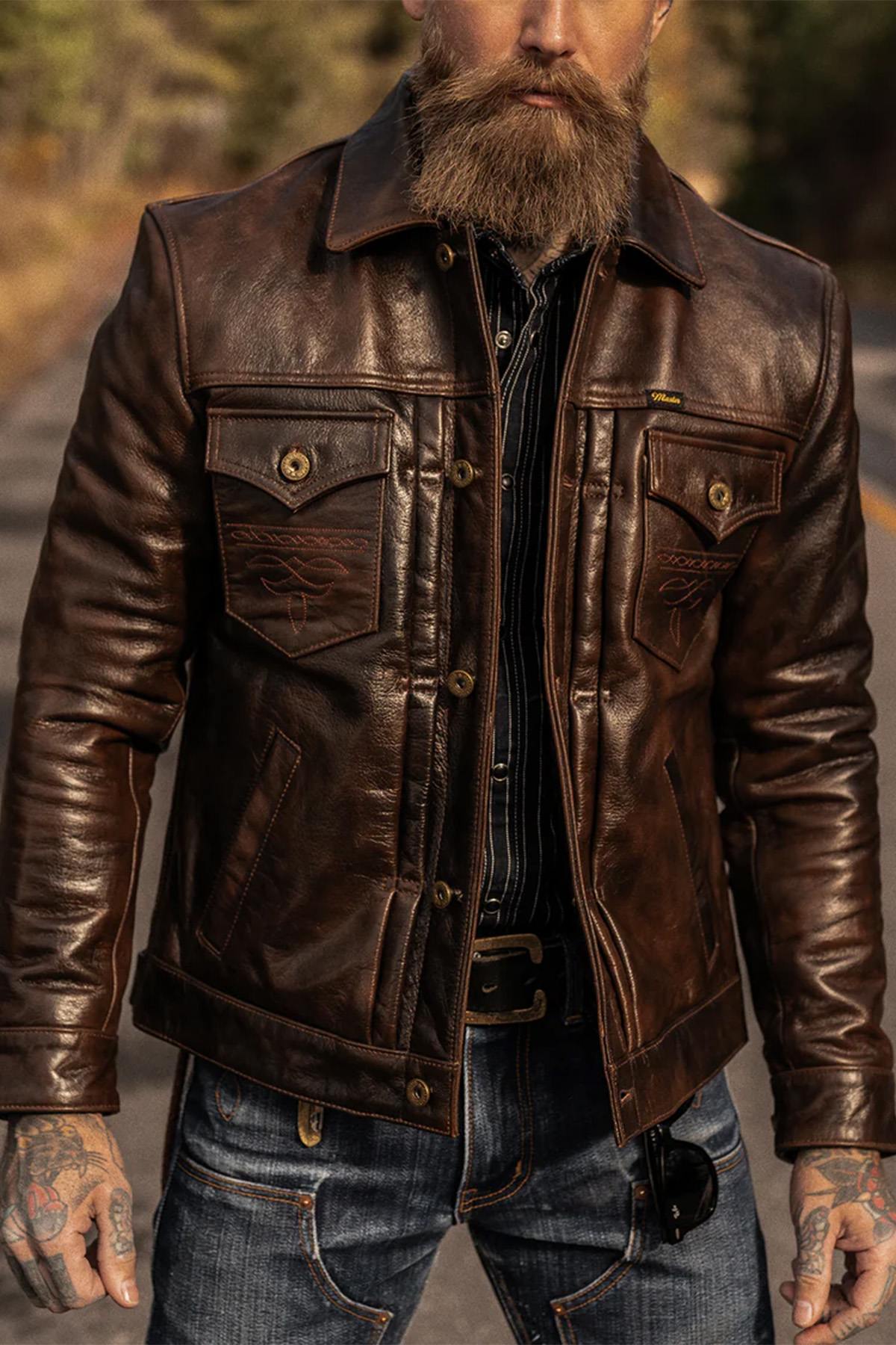 Distressed look trucker style leather jacket - Image n°2