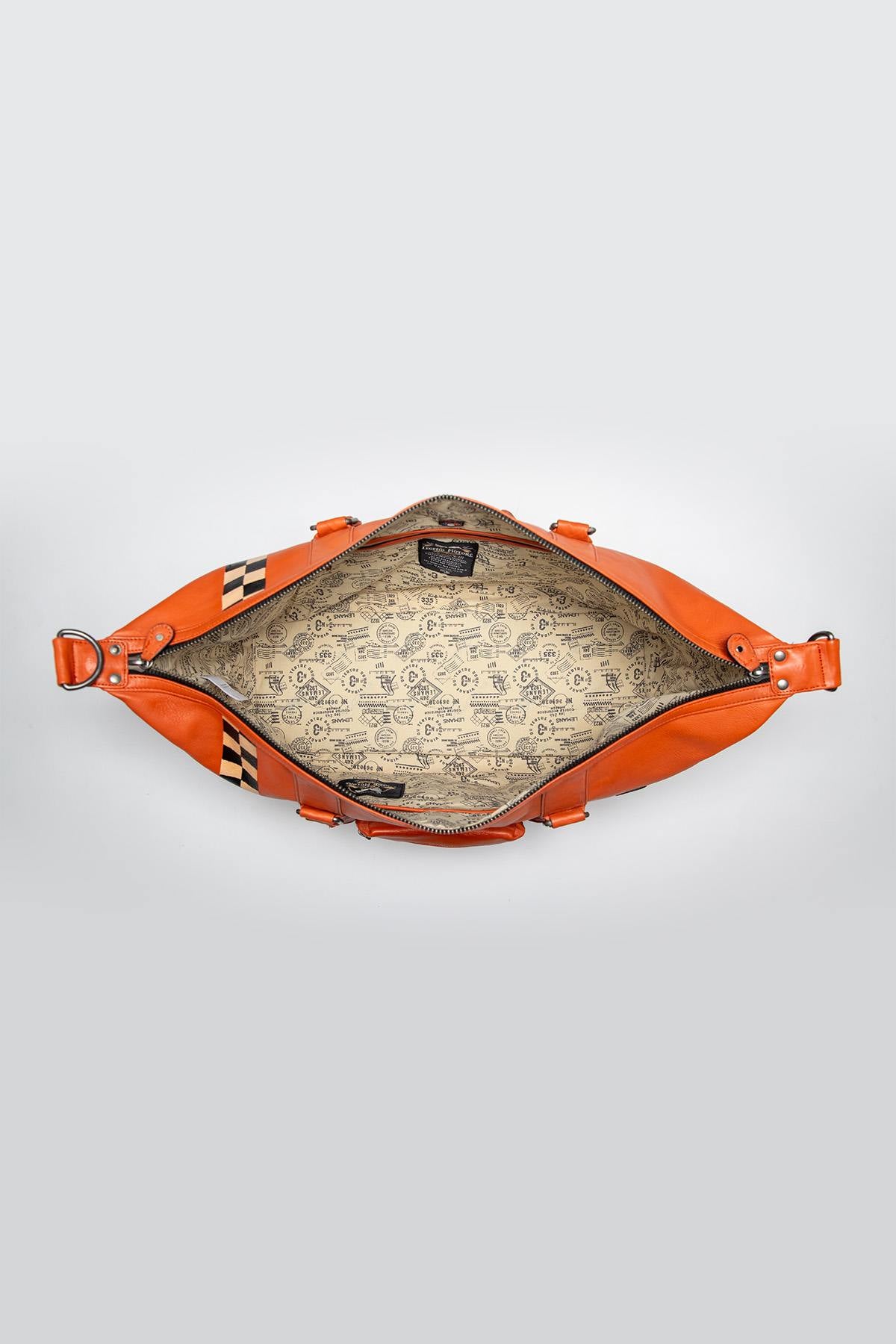 Orange leather travel bag with racing checkerboard - Image n°4