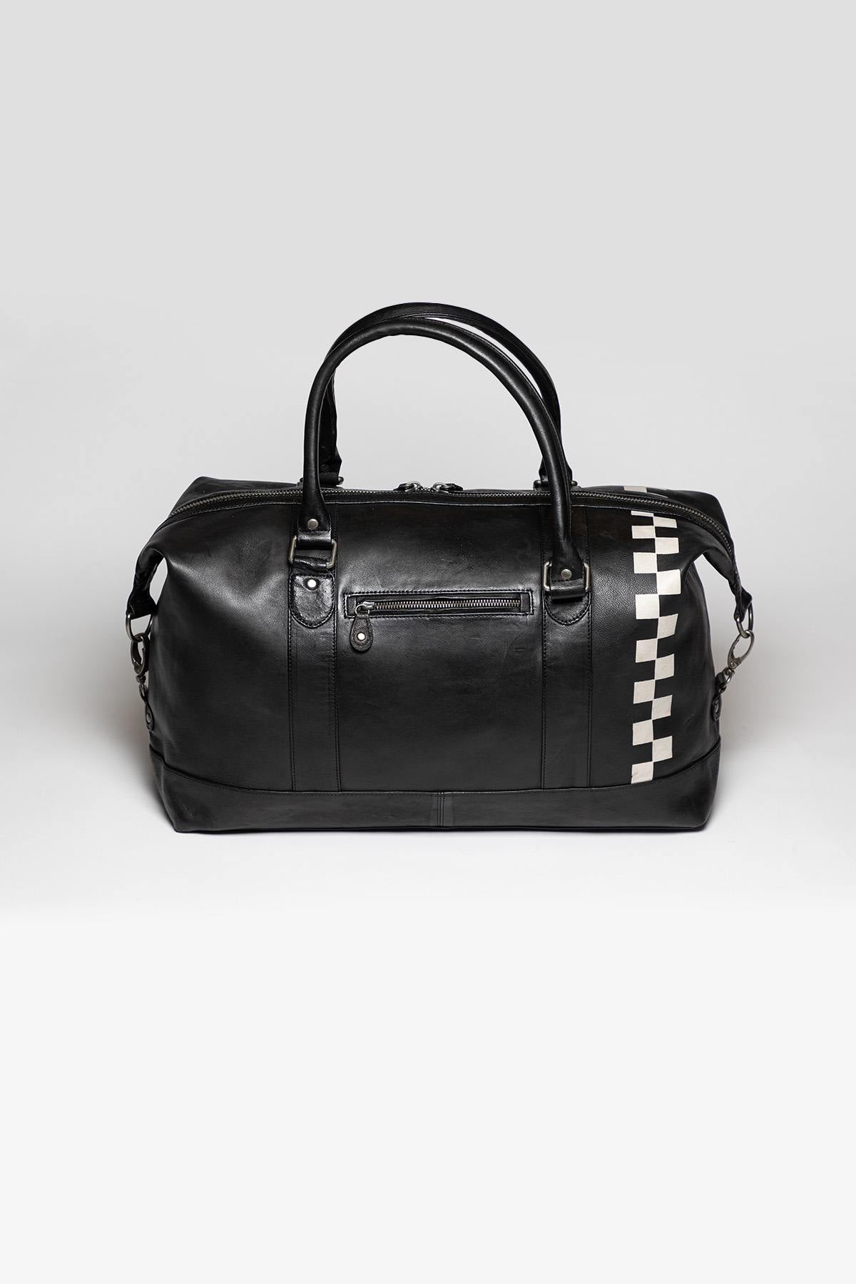 Black leather travel bag with racing checkerboard - Image n°3