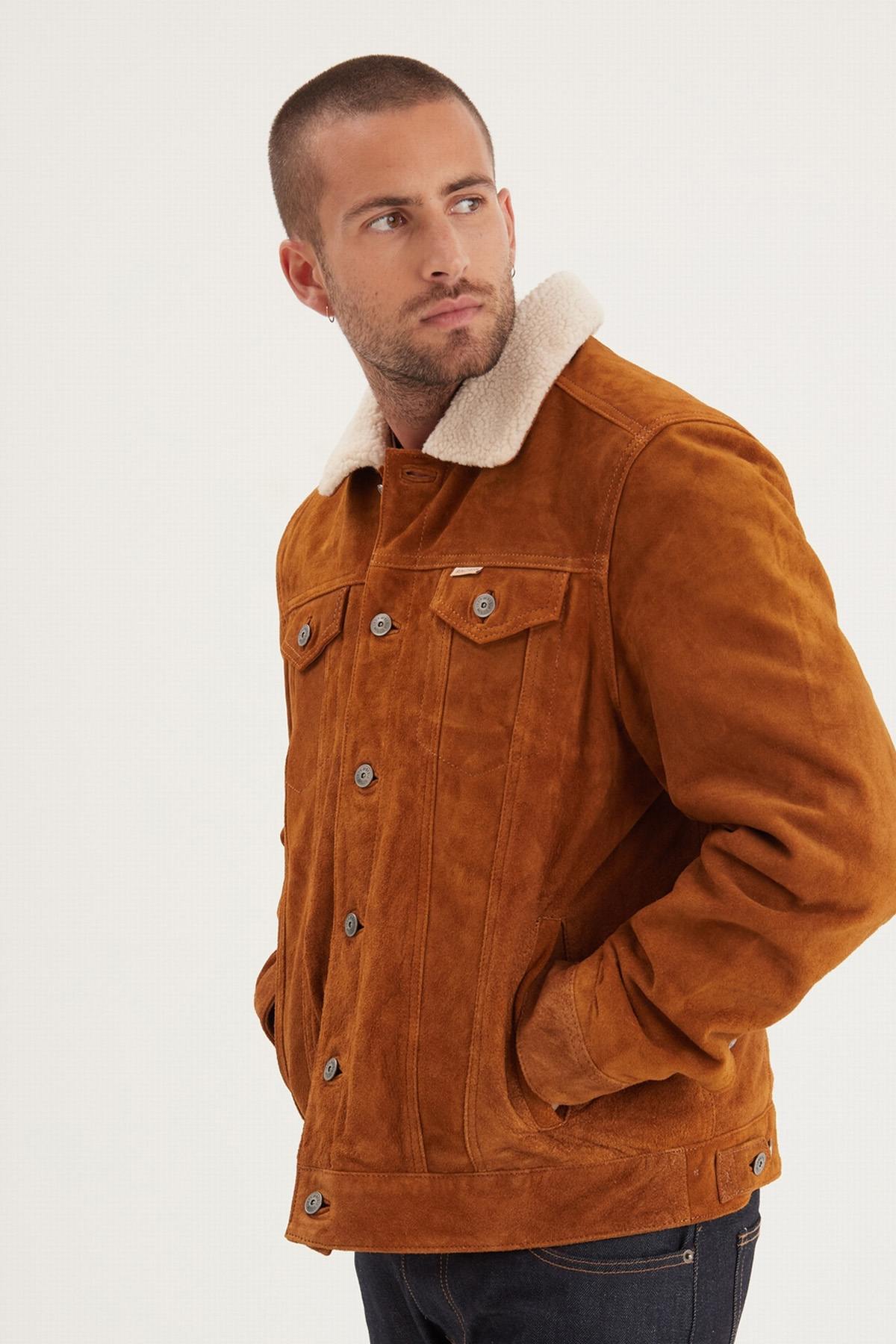 Cognac suede leather jacket with sherpa fleece lining - Image n°2