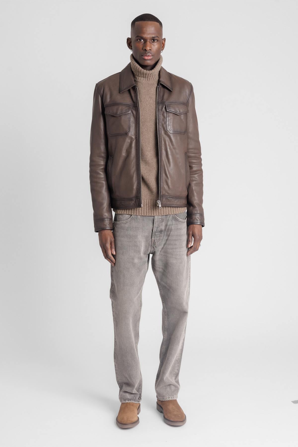 Mocha shirt collar leather jacket with two chest pockets - Image n°3