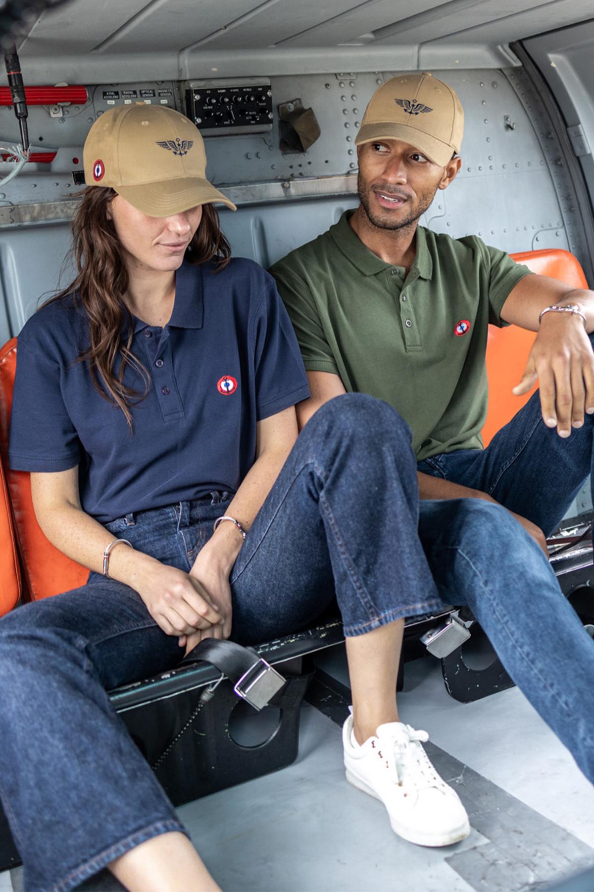 Navy blue cotton polo shirt with embroidered heart cockade - Image n°5