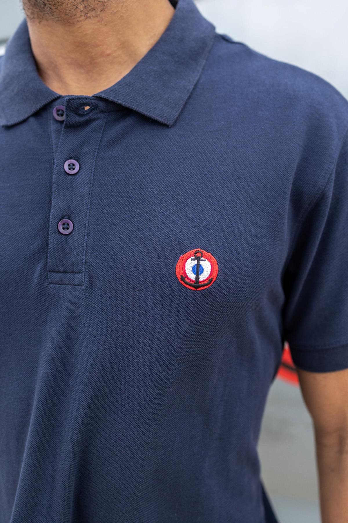 Navy blue cotton polo shirt with embroidered heart cockade - Image n°3