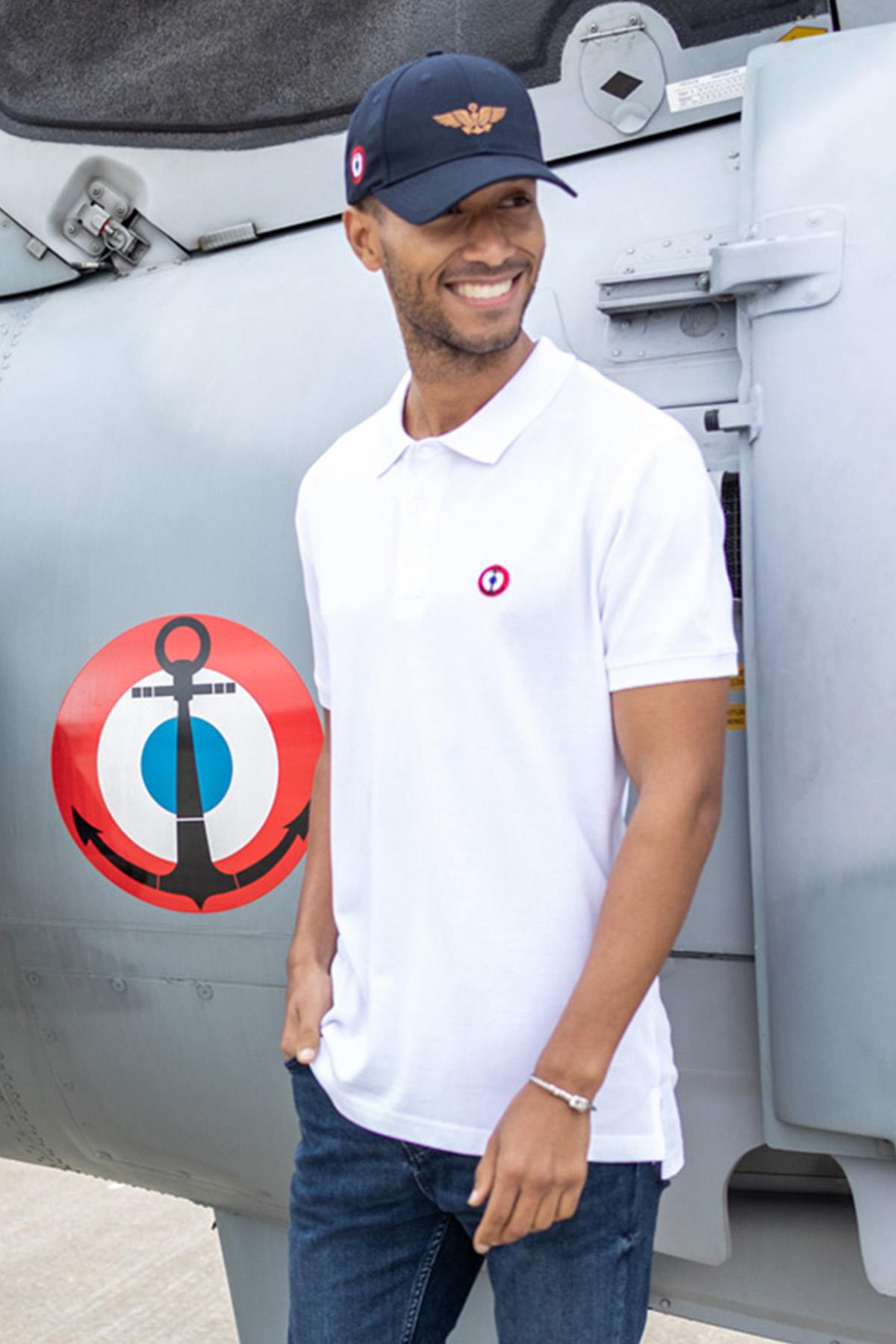 White cotton polo shirt with embroidered heart cockade - Image n°5