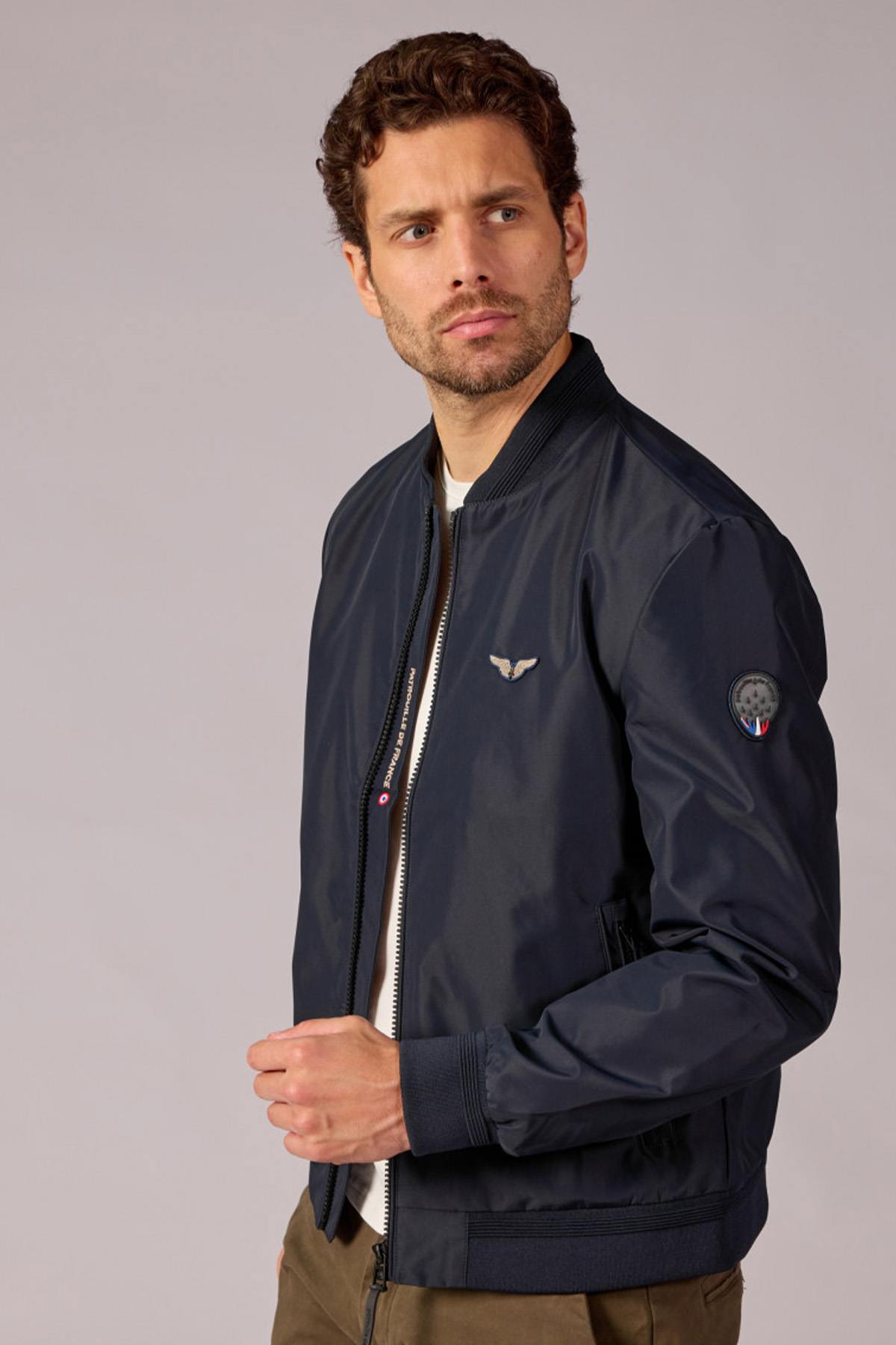 Navy blue waterproof jacket from the Patrouille de France - Image n°4