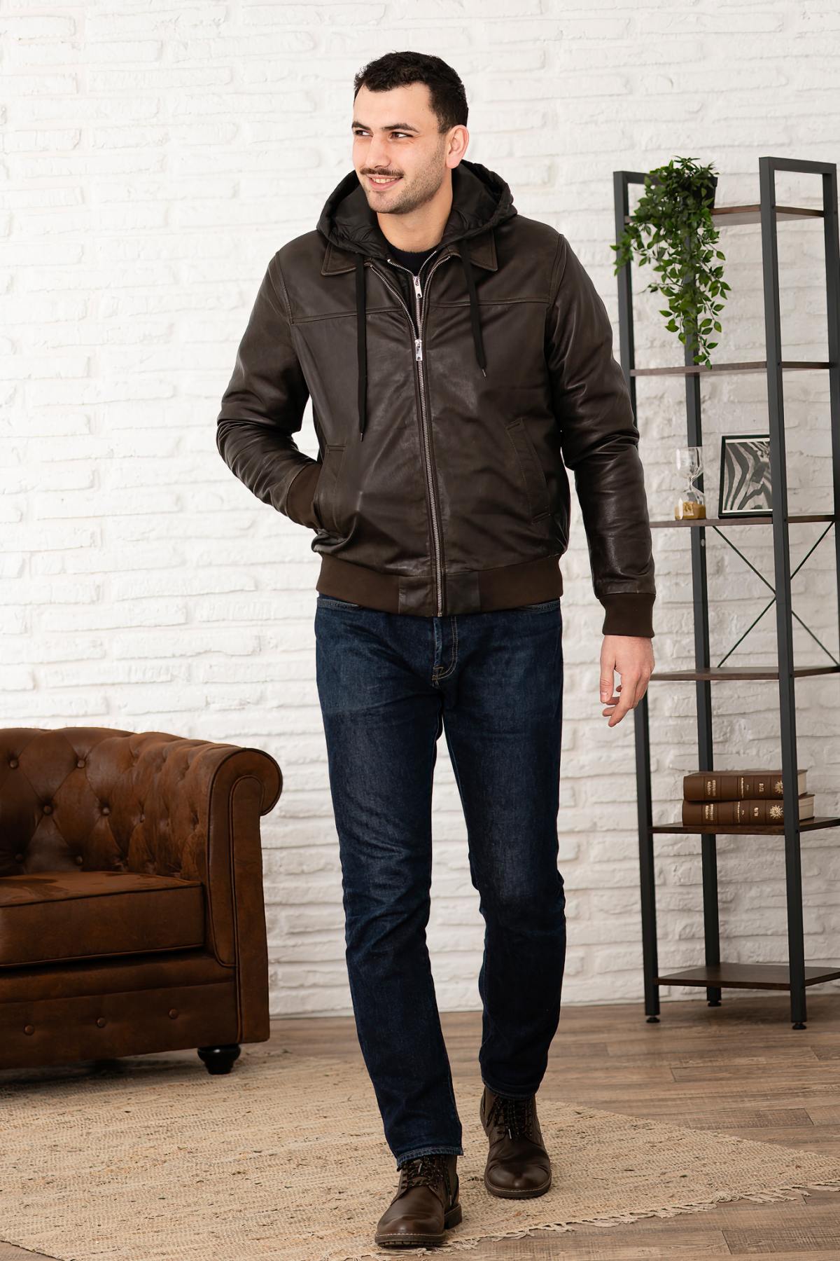 Leather jacket with shirt collar and removable hood - Image n°4