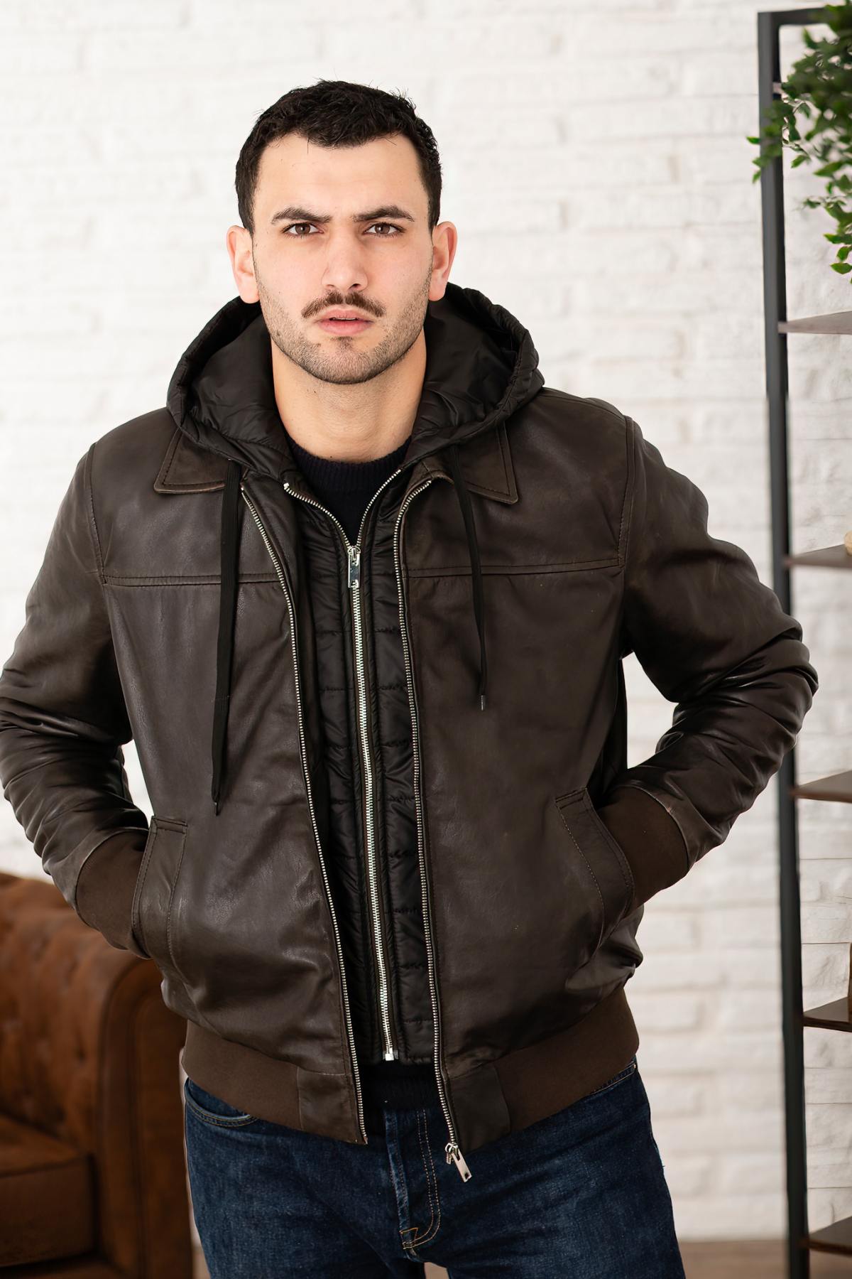 Leather jacket with shirt collar and removable hood - Image n°1