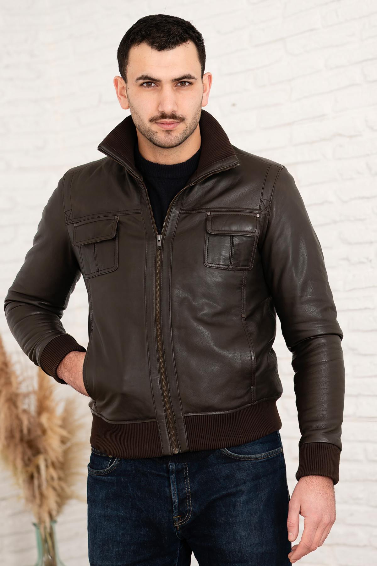 Brown leather jacket with stand-up collar - Image n°1