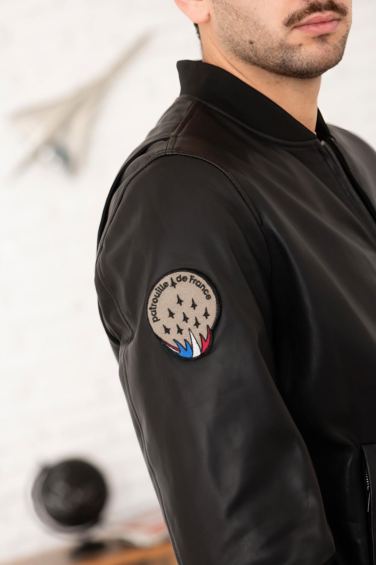 Black leather bomber jacket Patrouille de France - Image n°2