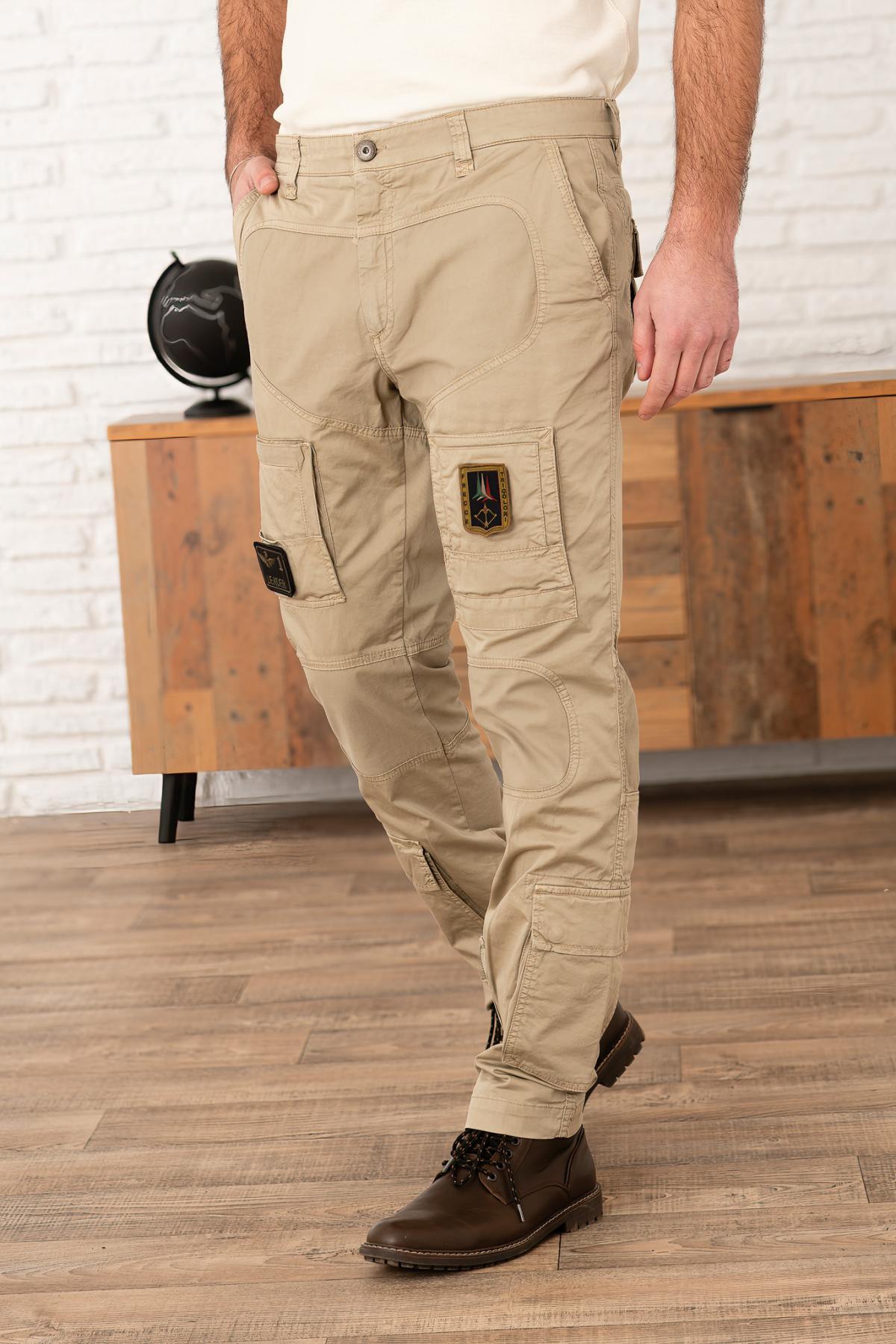 Beige Italian cotton pilot pants - Image n°1