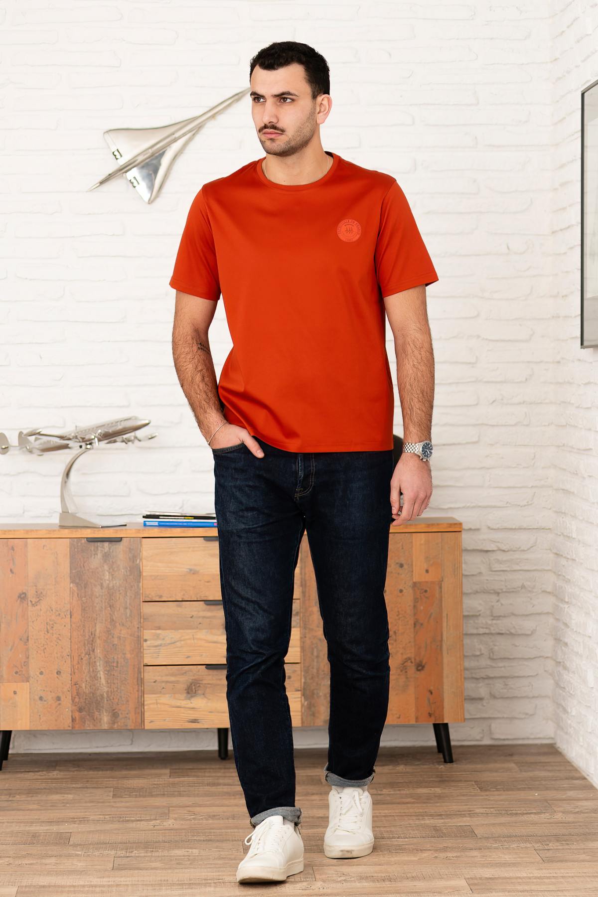 Rust-colored cotton t-shirt with tone-on-tone logo - Image n°5