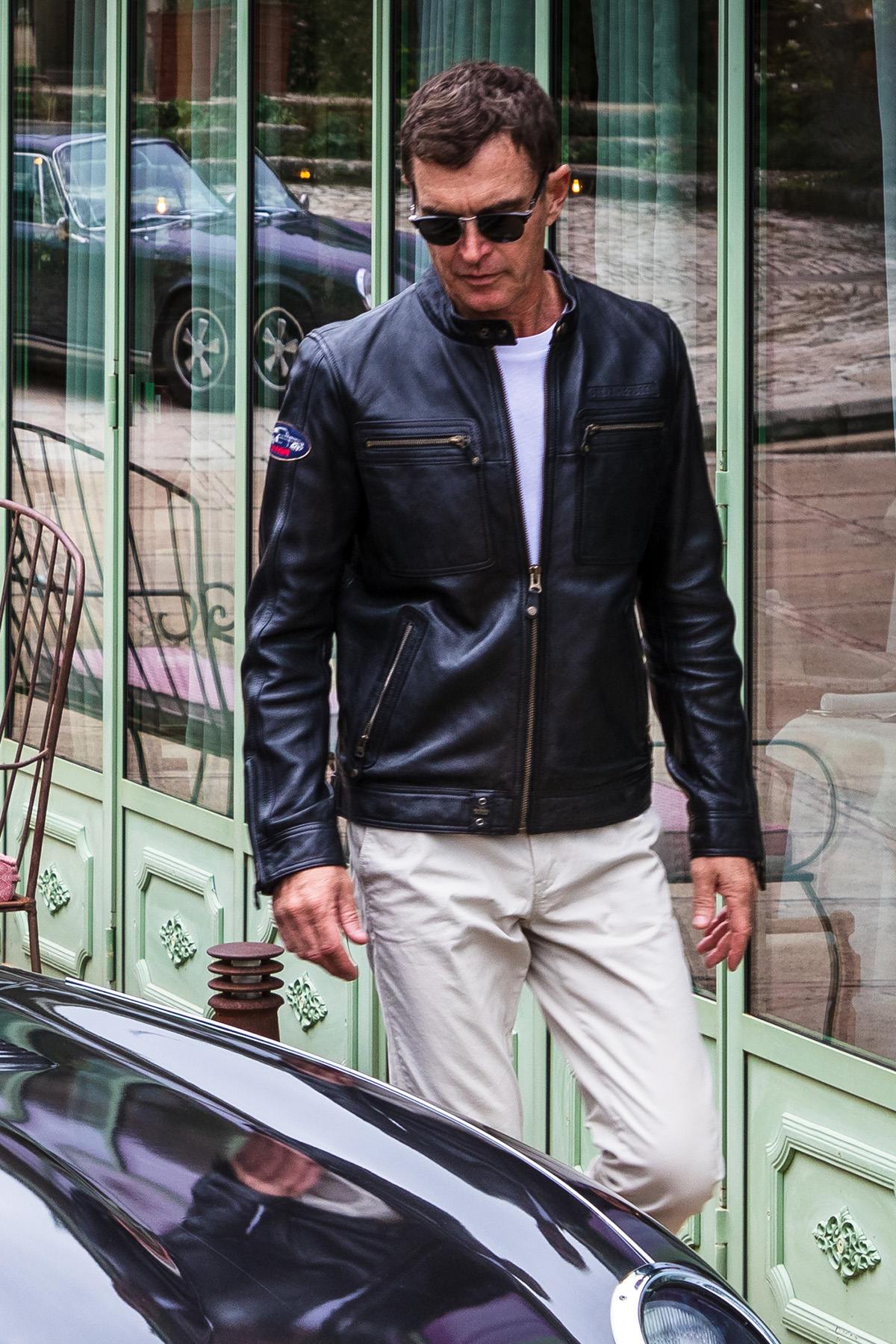 Men's black biker collar leather jacket - Image n°7