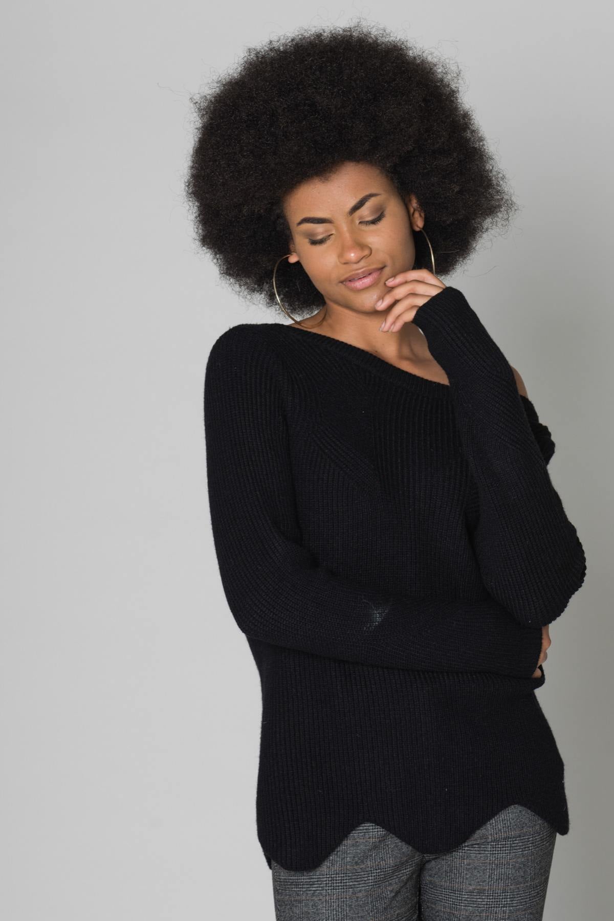  Black long sleeve sweater - Image n°1