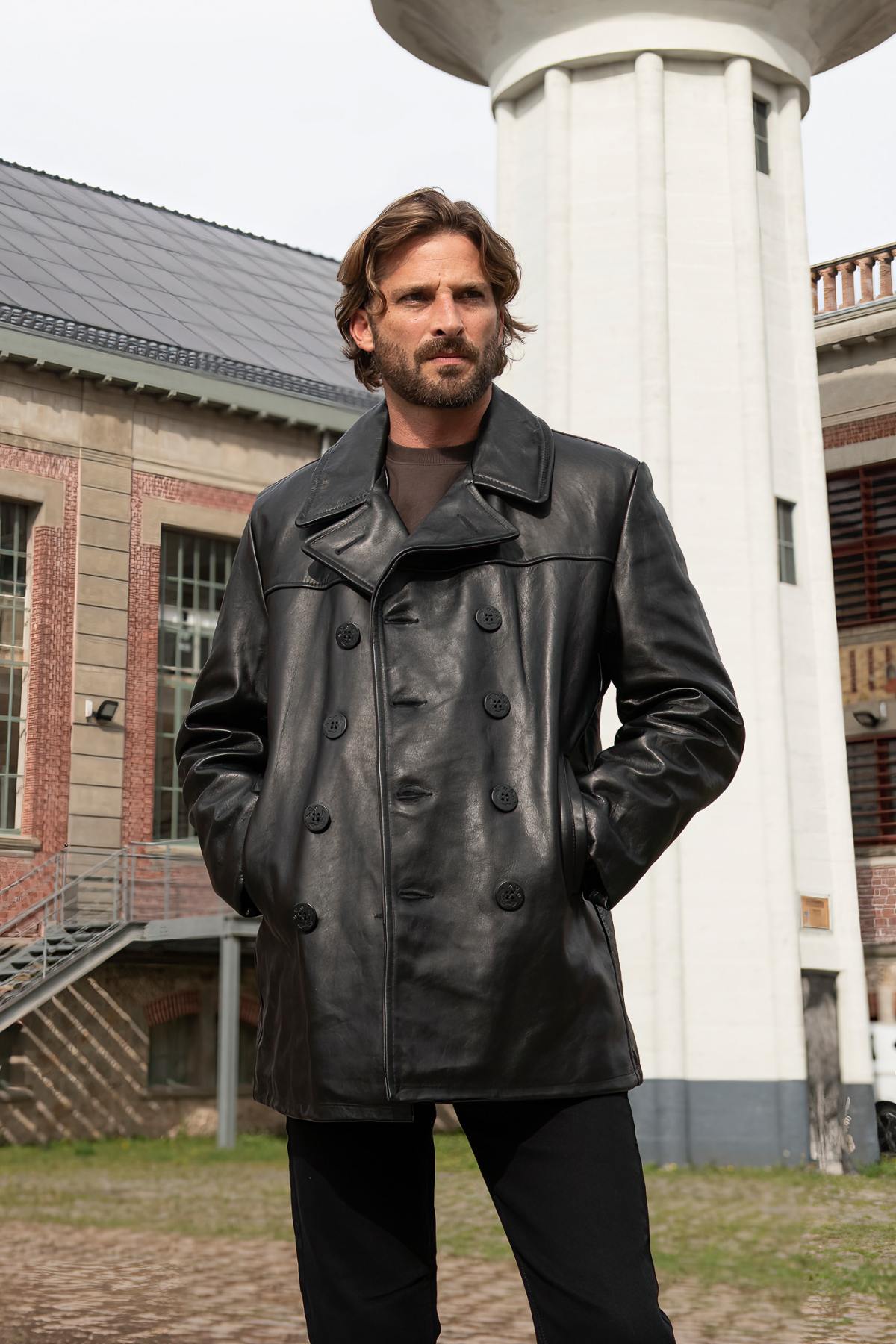 SCHOTT men's leather pea coat - Image n°1