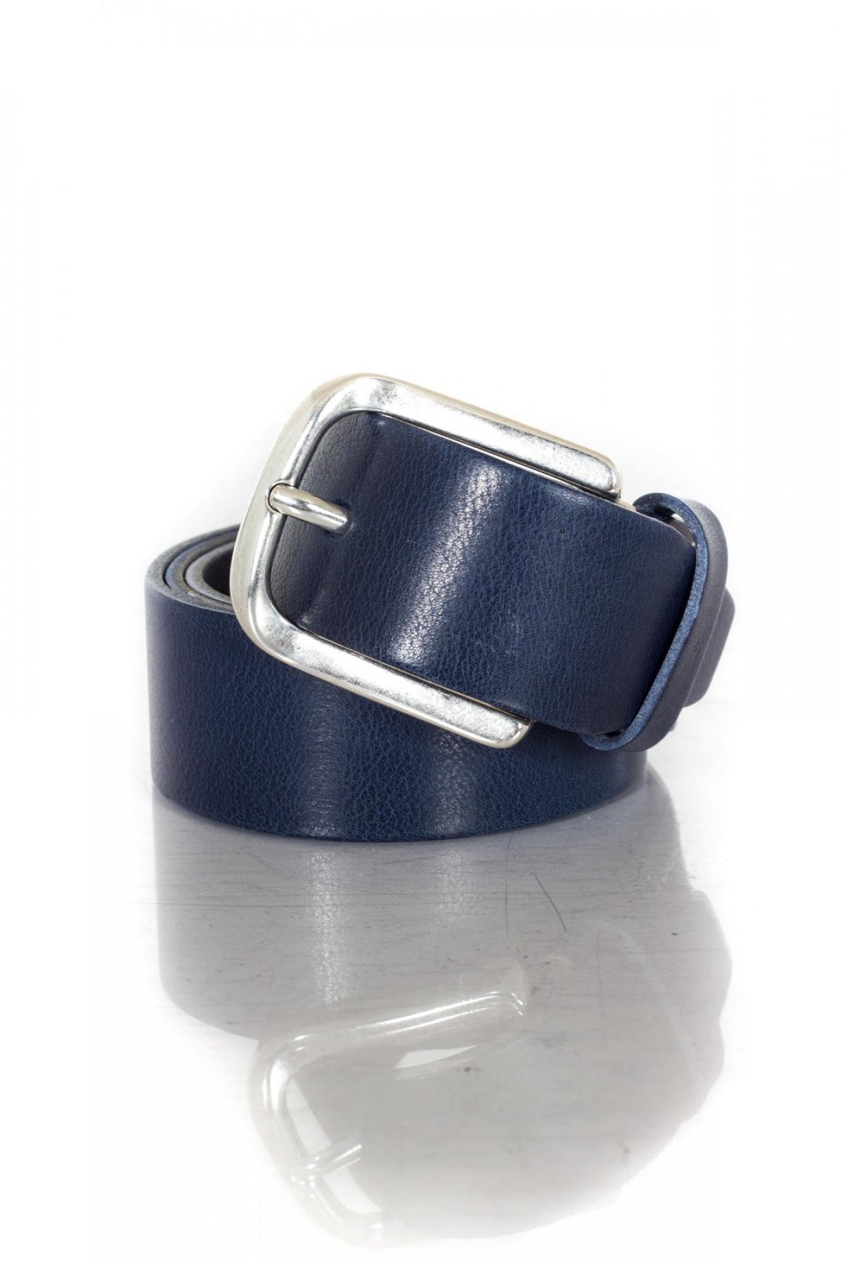 Vanzetti belt in blue cowhide leather - Image n°1