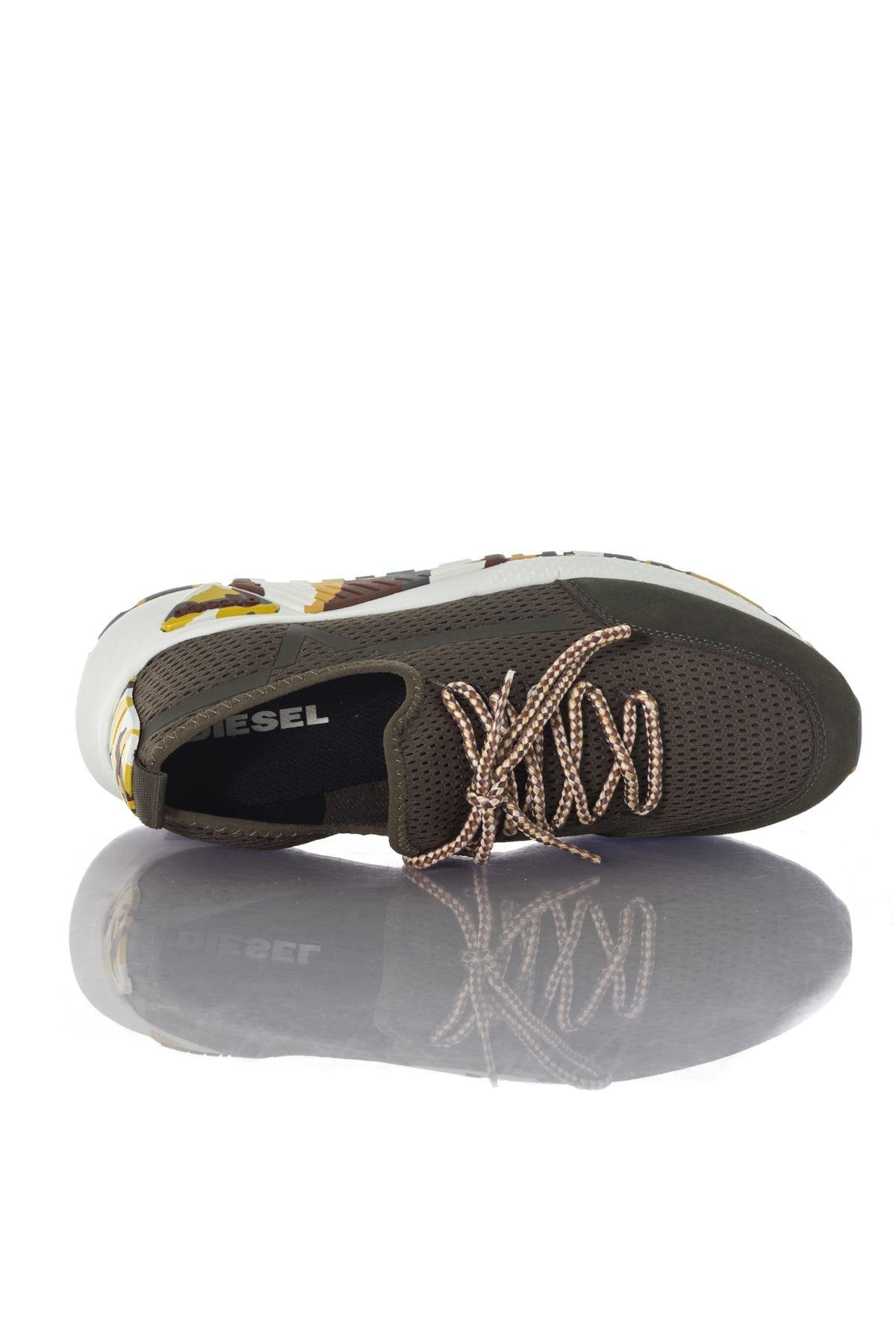 Men's running shoes in khaki canvas - Image n°3