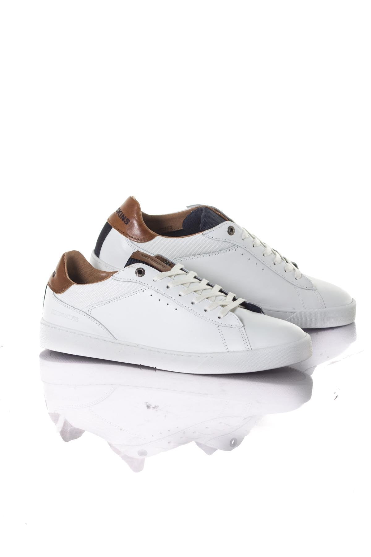 White leather sneaker - Image n°1