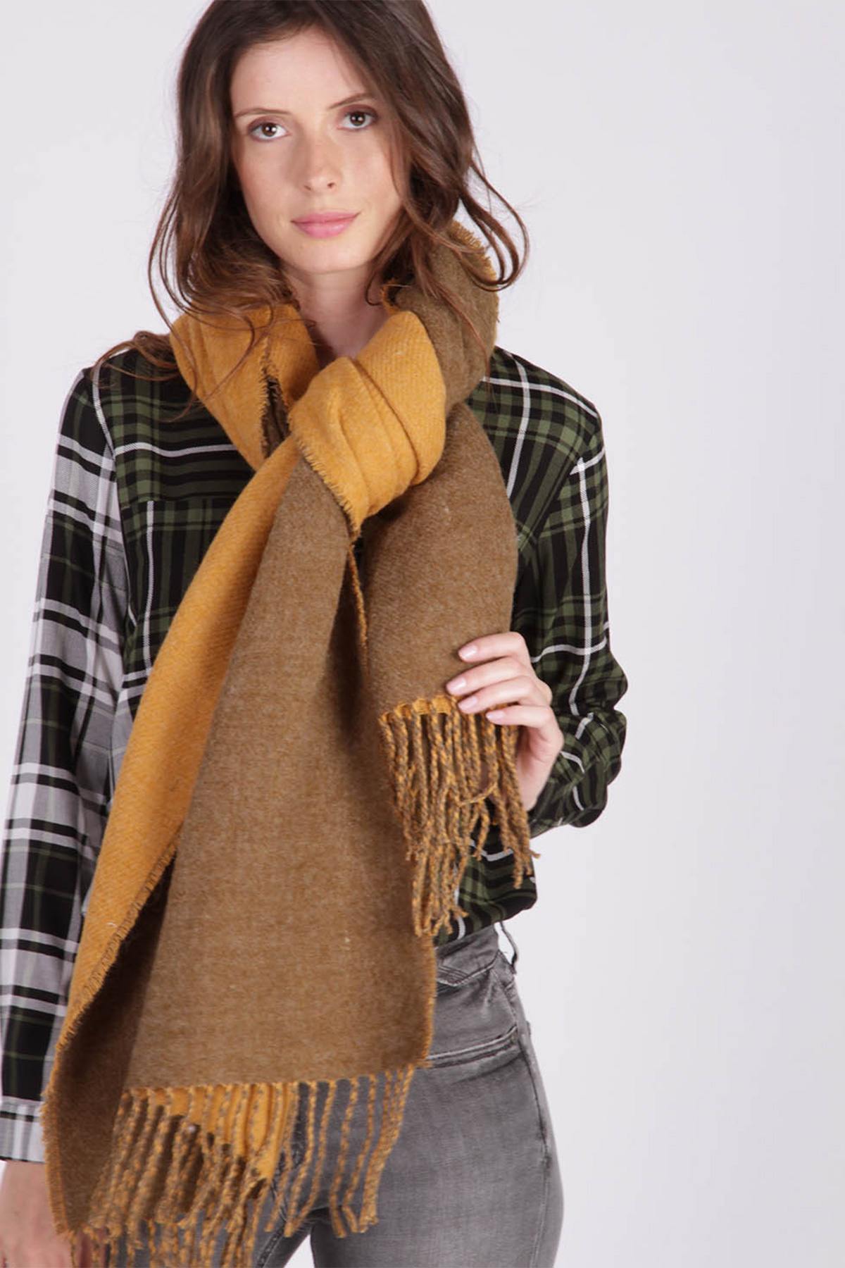 Women's yellow scarf - Image n°1