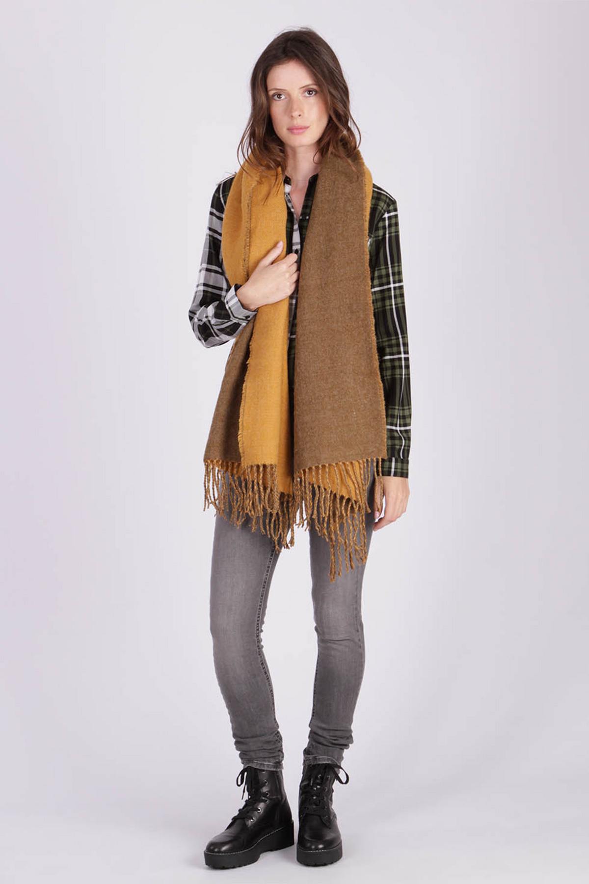 Women's yellow scarf - Image n°6