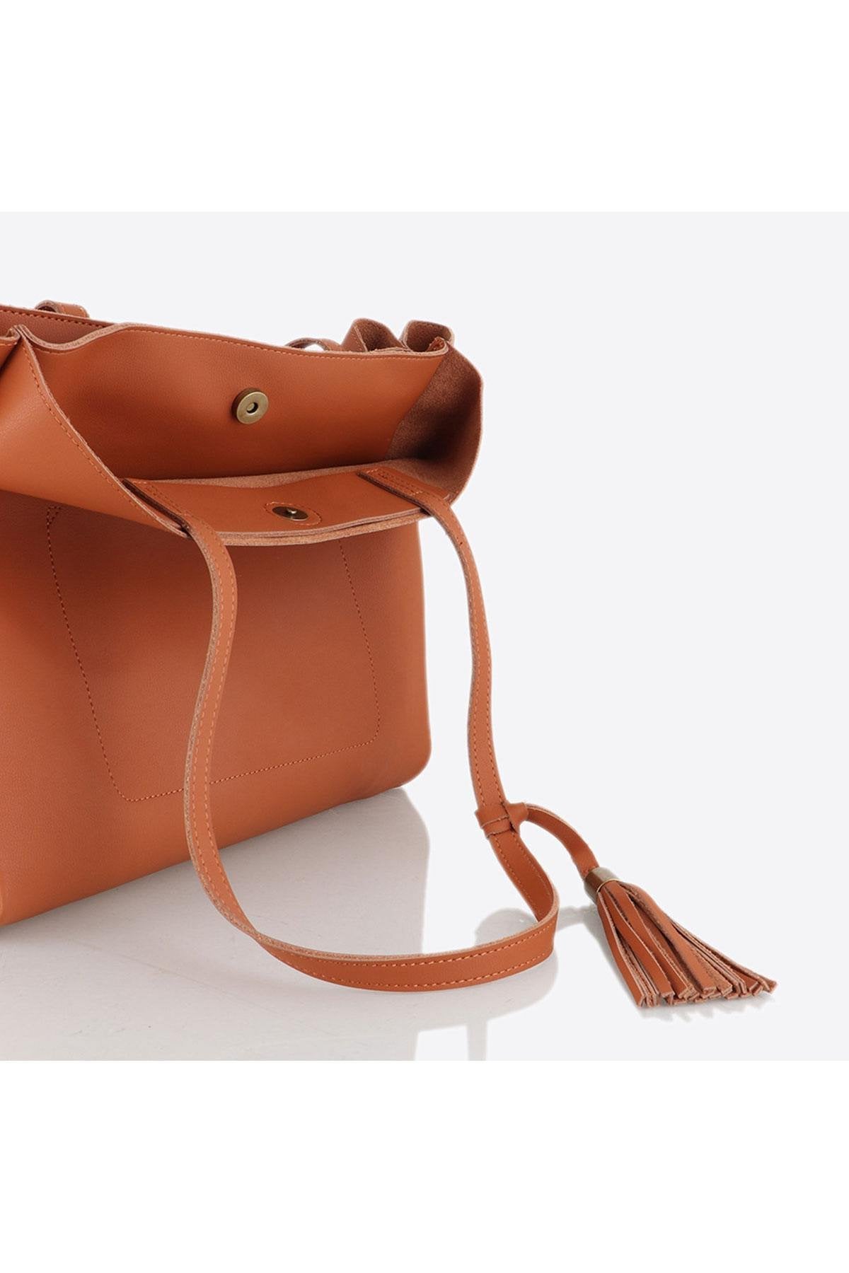 Women's camel handbag - Image n°5