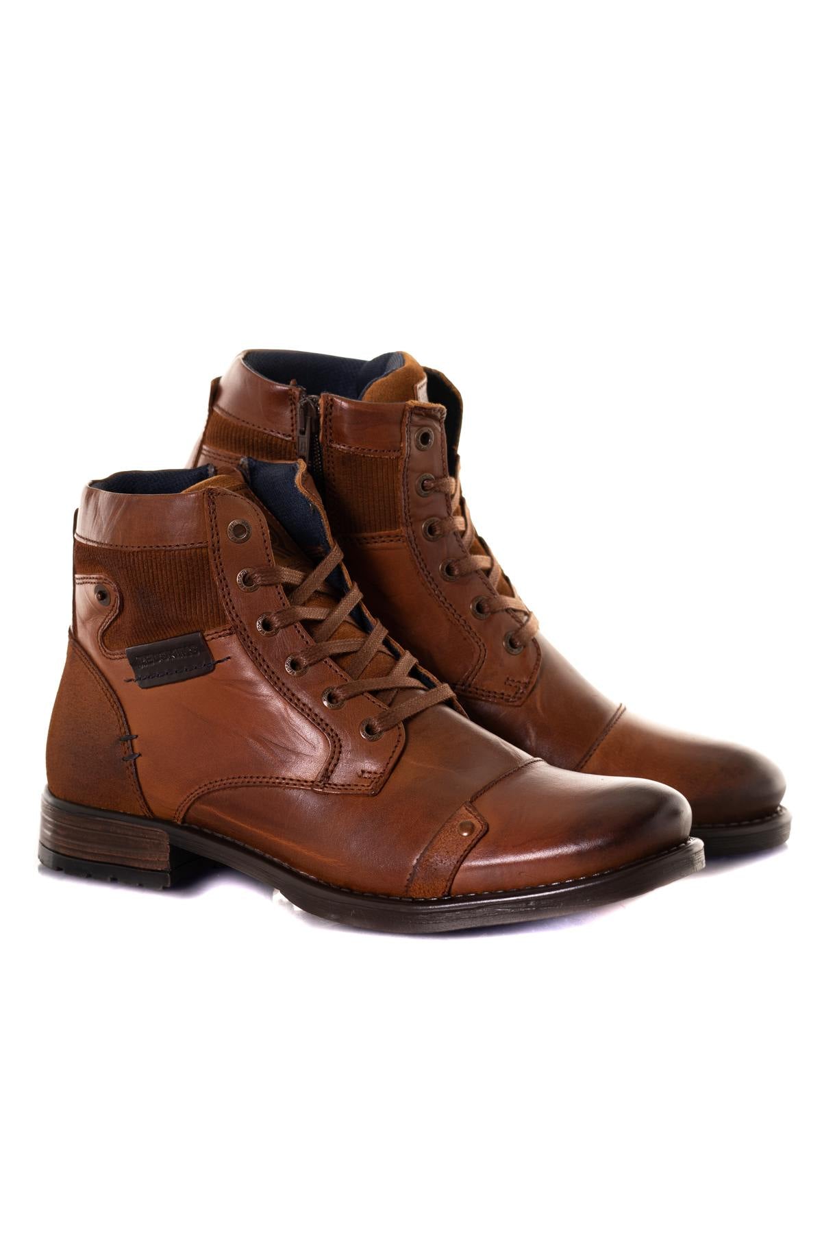  Brown leather boots - Image n°1