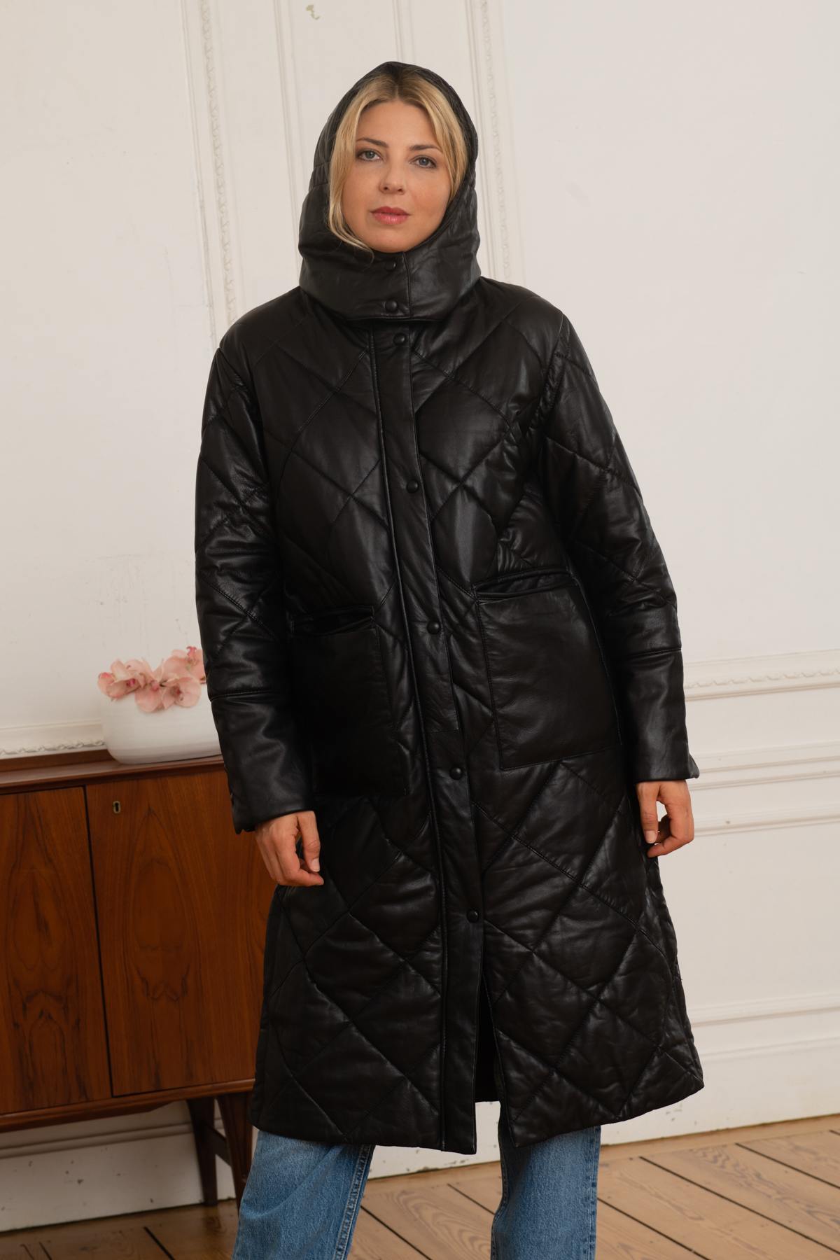 Black leather quilted coat - Image n°4