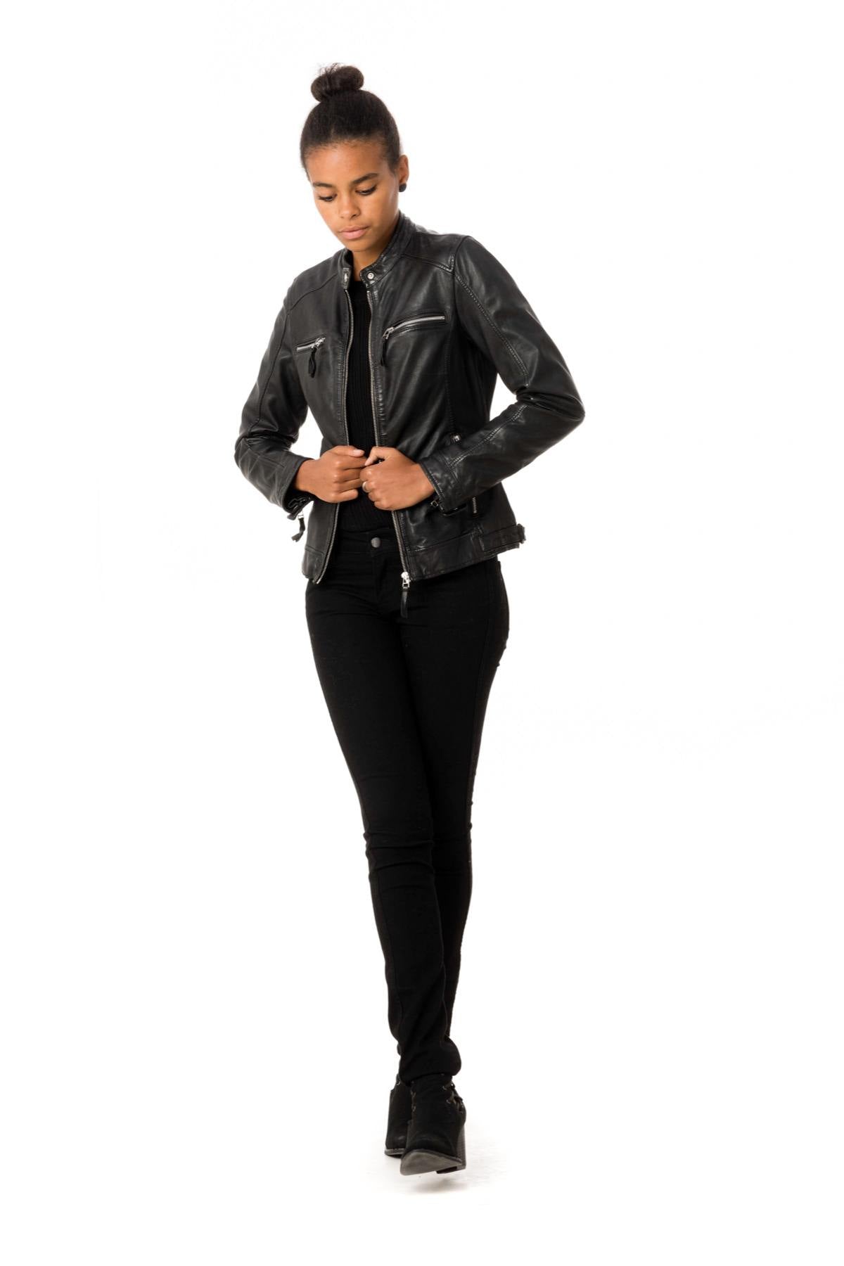 Women's black leather jacket - Image n°2