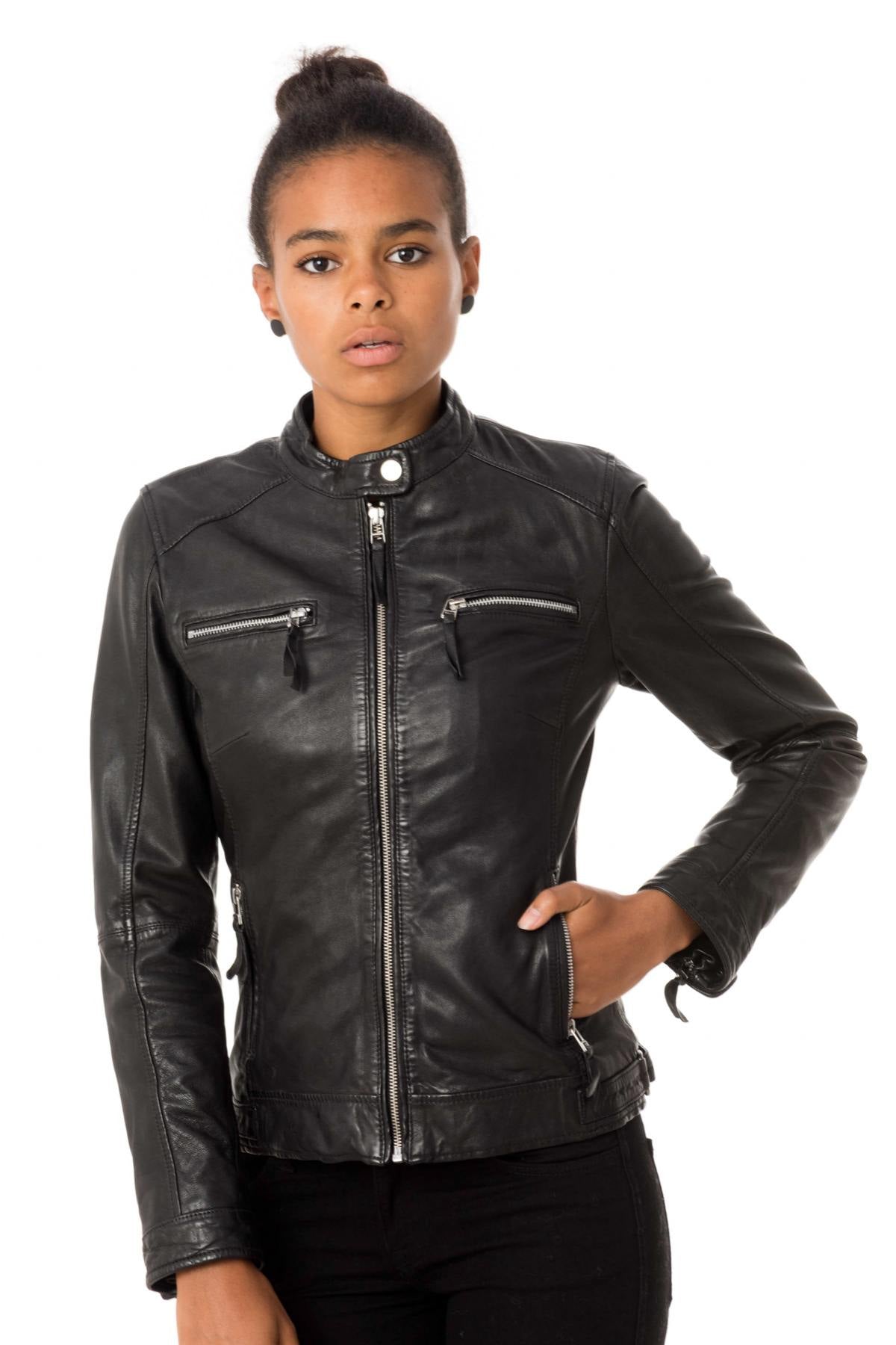 Women's black leather jacket - Image n°1