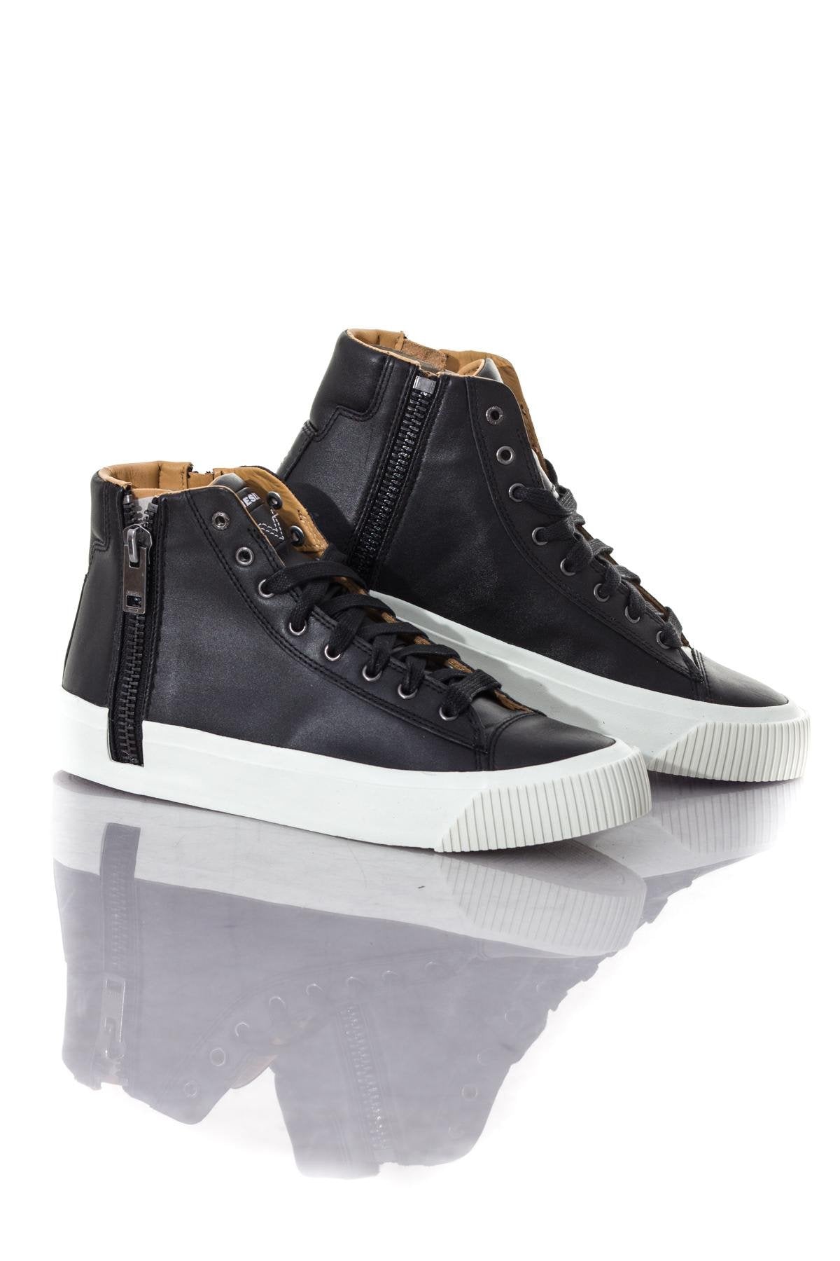 Black leather high top sneakers - Image n°1