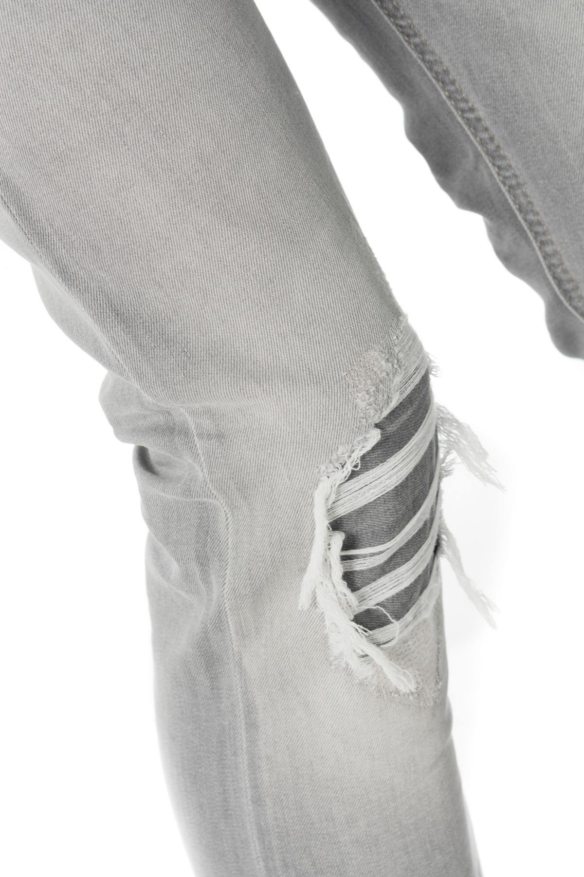 Diesel faded and ripped gray jeans - Image n°3