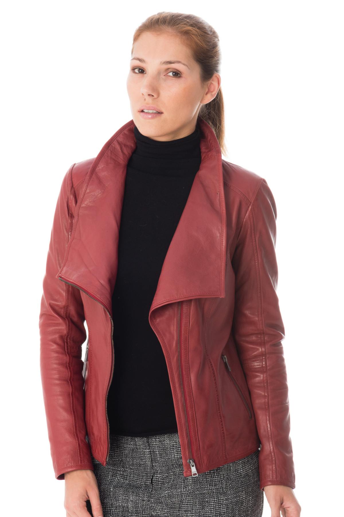 Women's fitted red jacket - Image n°1