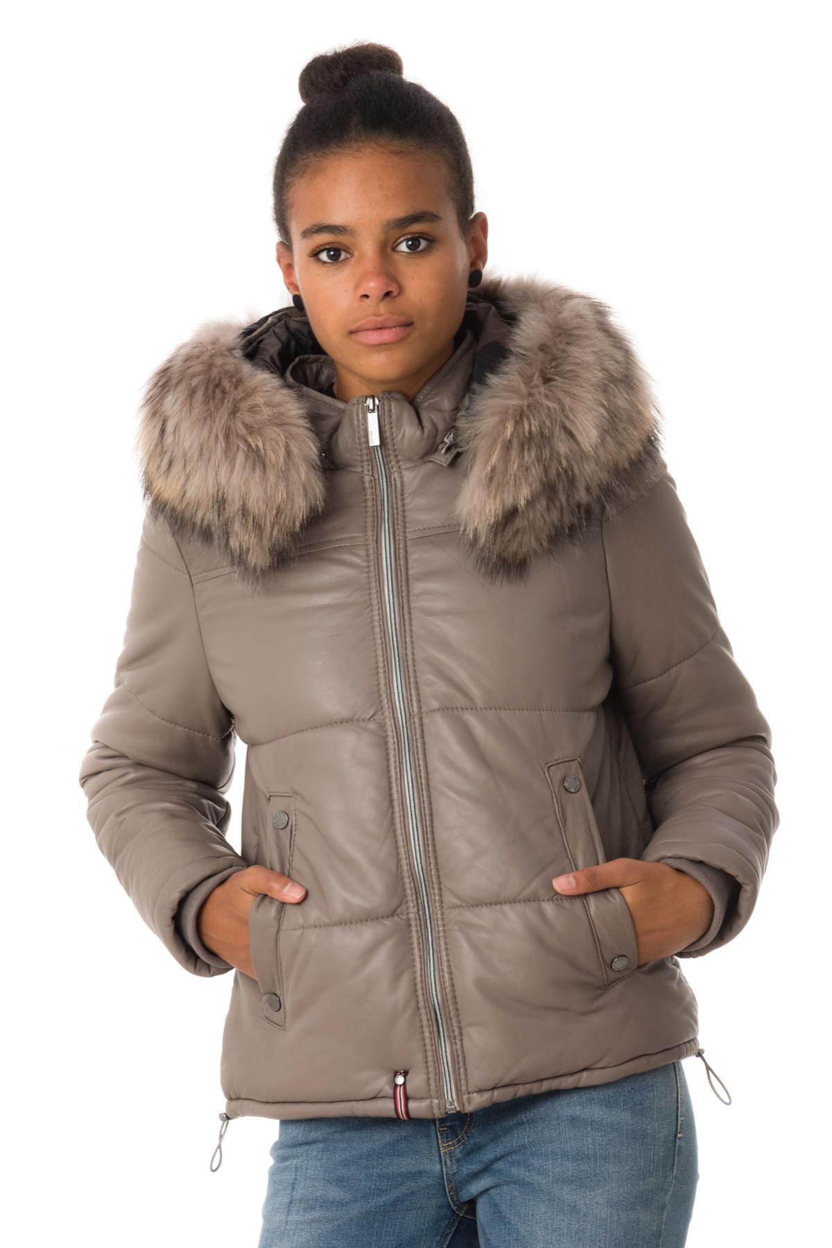 Women's short down jacket in concrete color - Image n°3