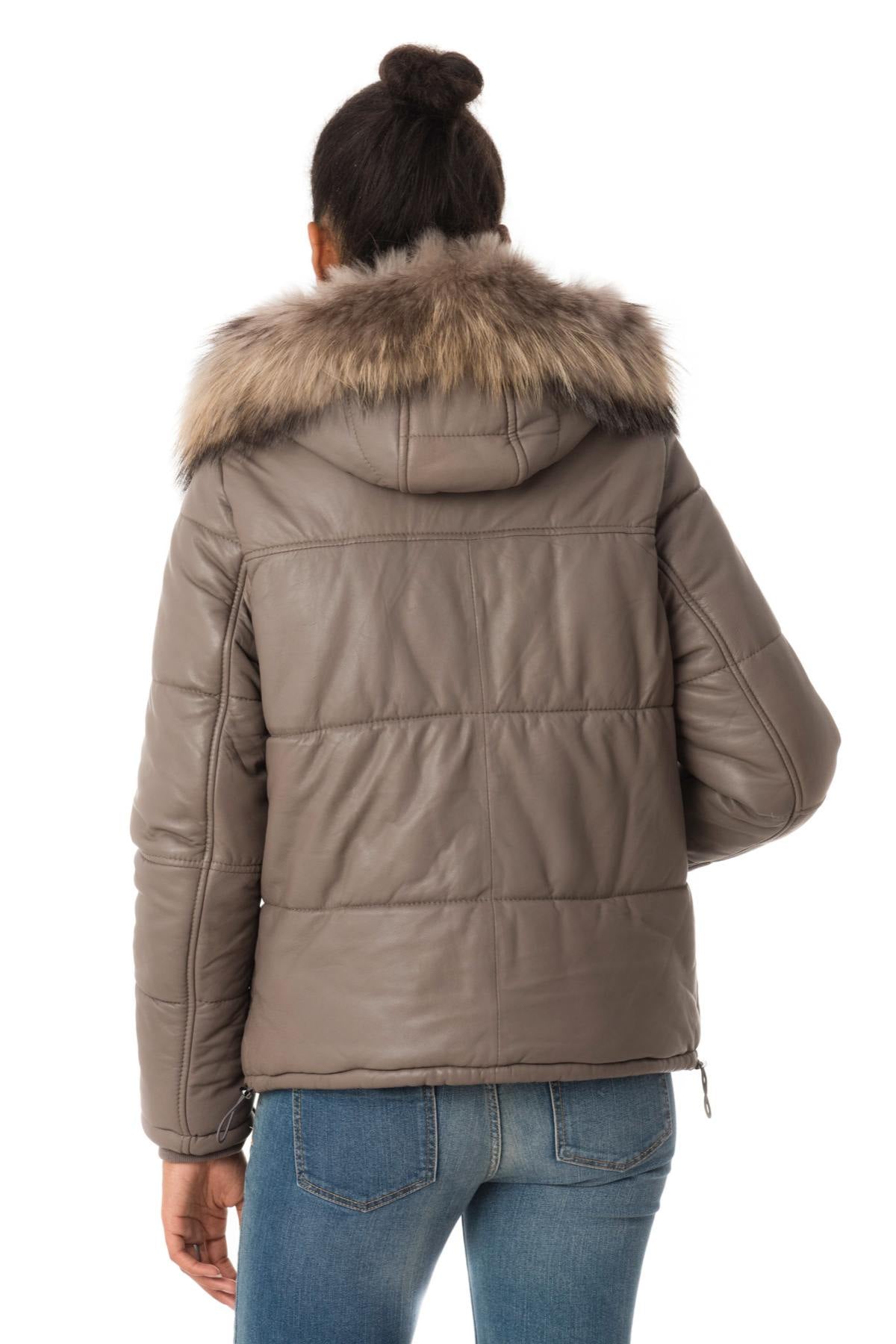 Women's short down jacket in concrete color - Image n°5