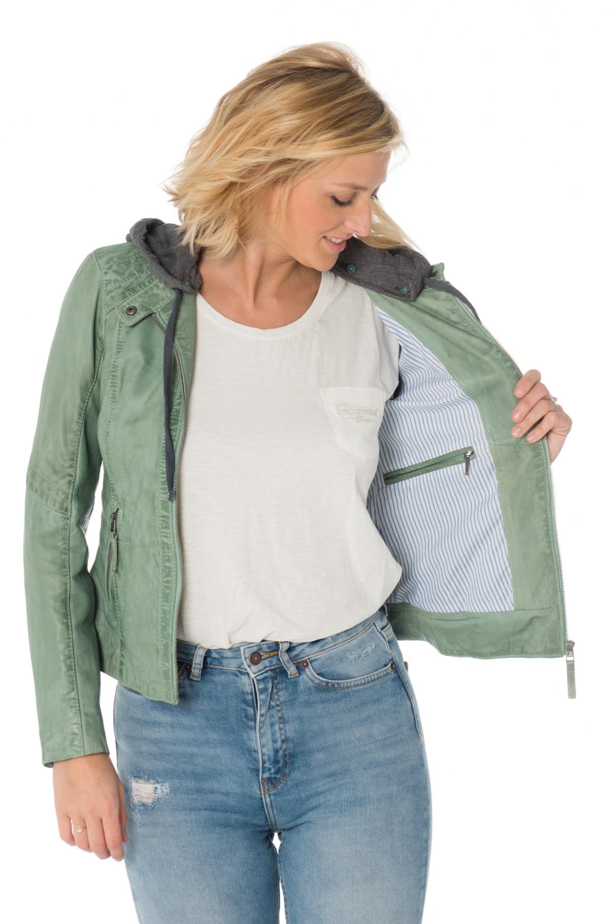 Women's hooded jacket in green sheepskin leather - Image n°4