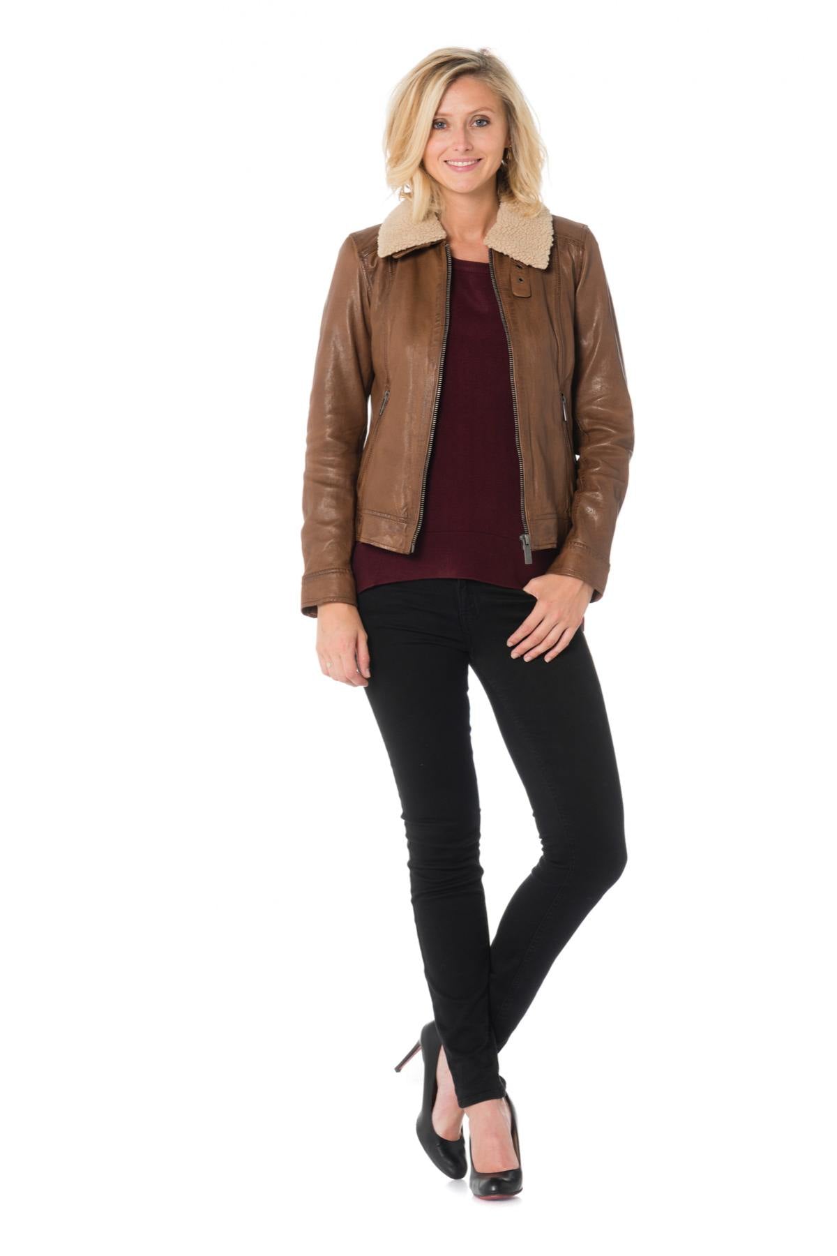 Women's sheepskin leather jacket with fur collar - Image n°5