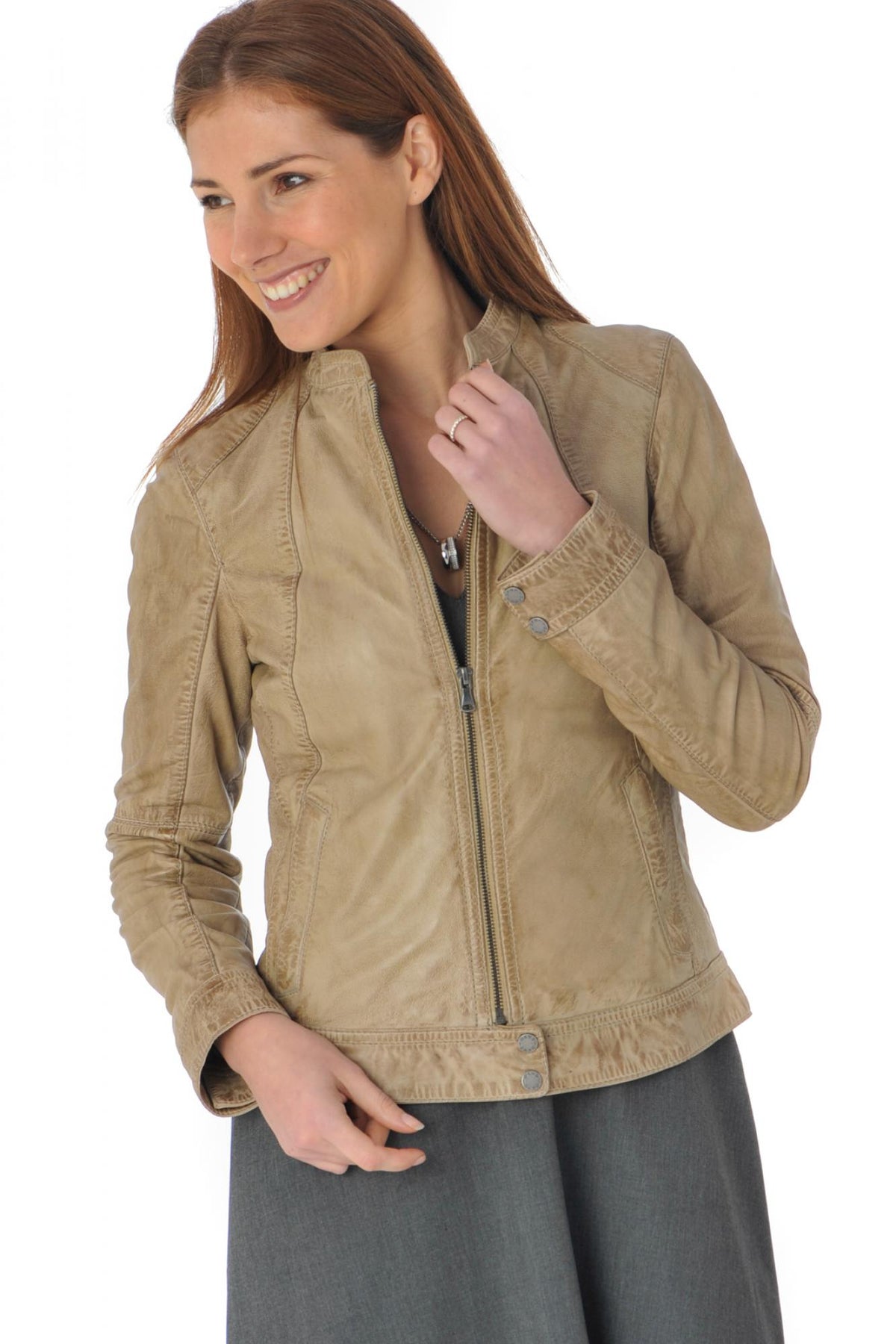 Feminine brown toffee leather jacket - Image n°1