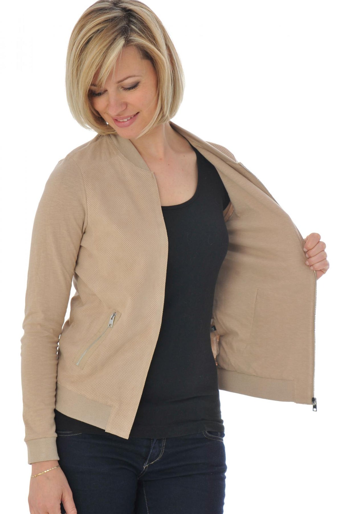 Fine and light jacket in beige goatskin leather - Image n°3