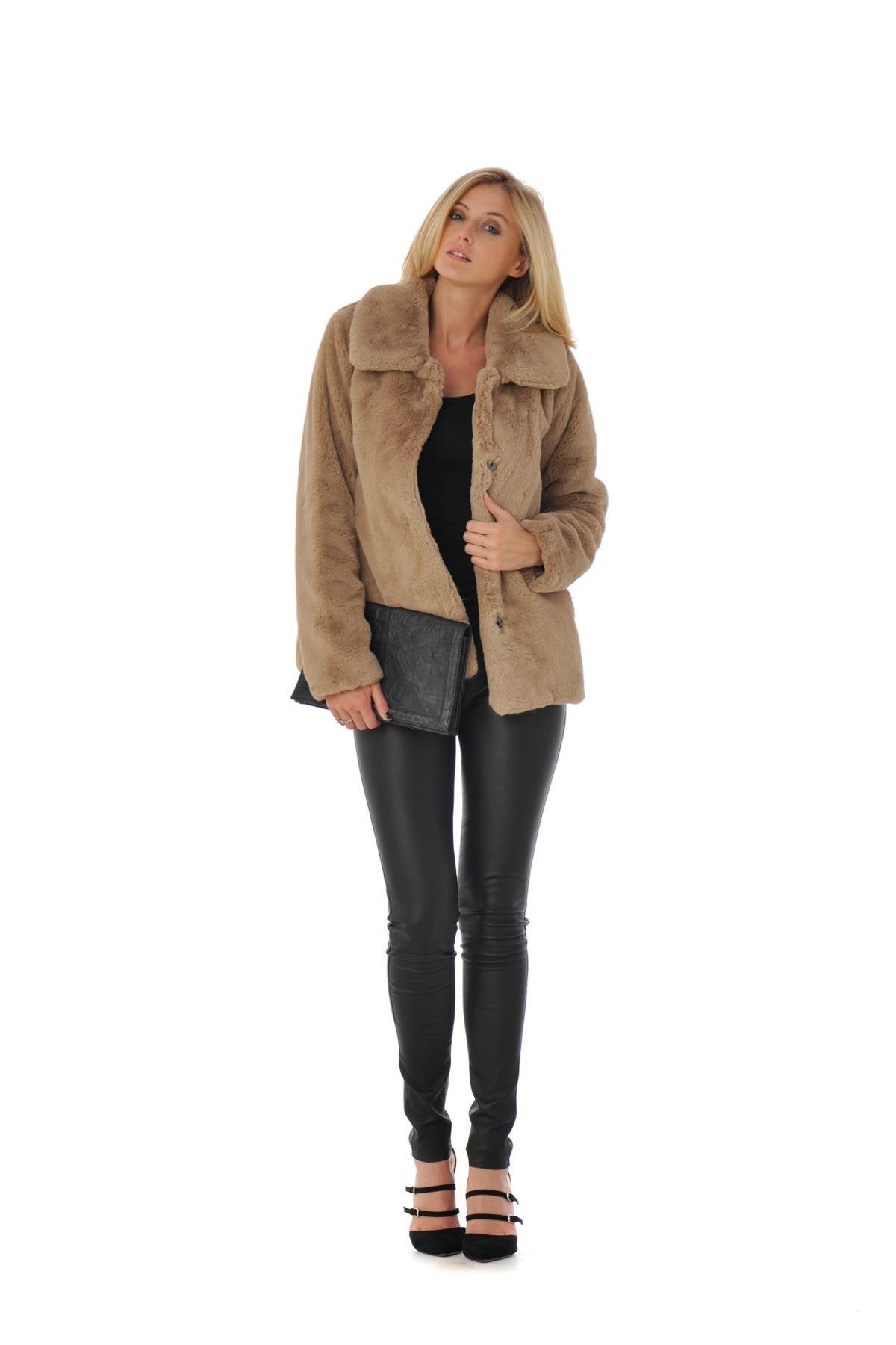 Beige faux fur jacket - Image n°2