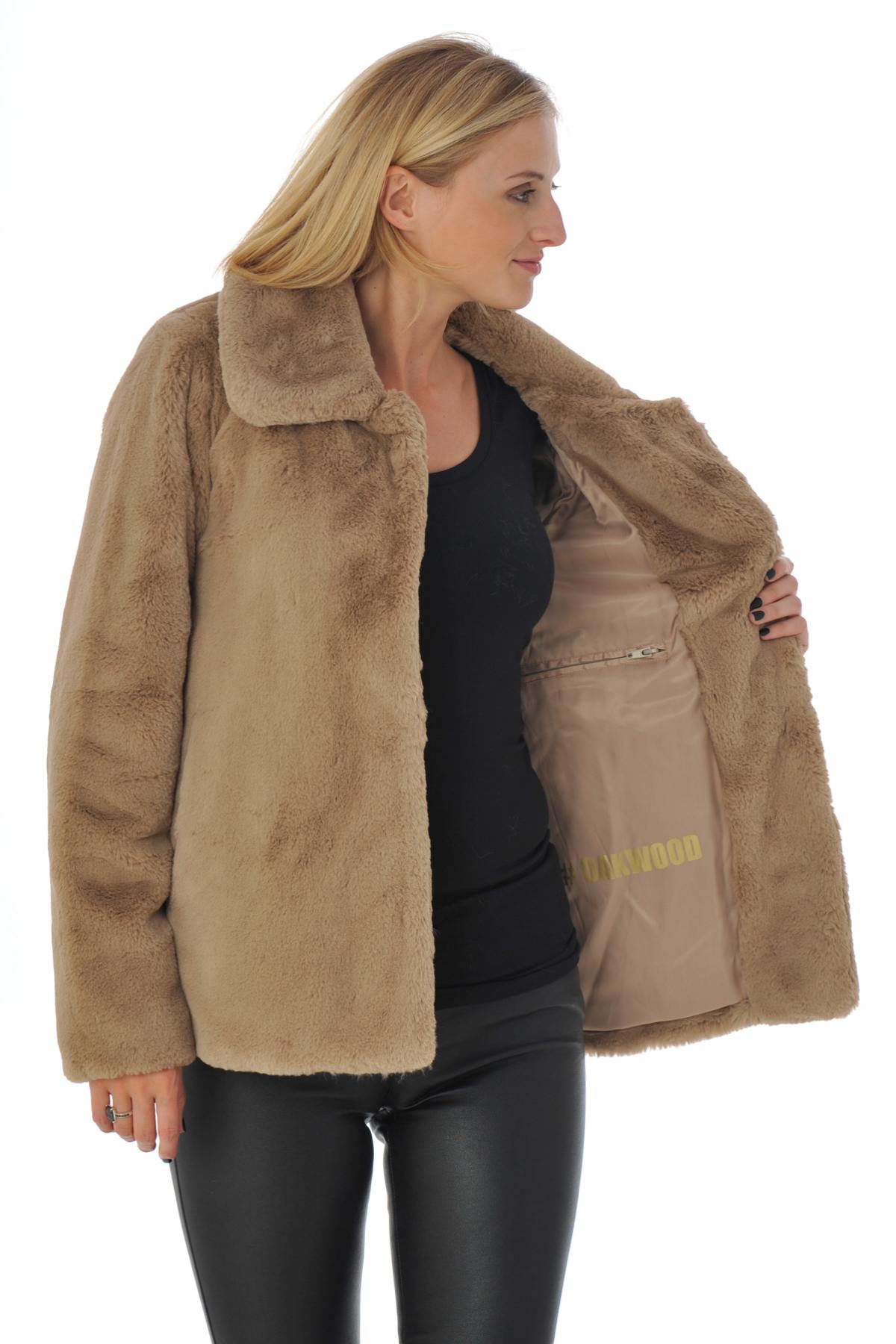 Beige faux fur jacket - Image n°4