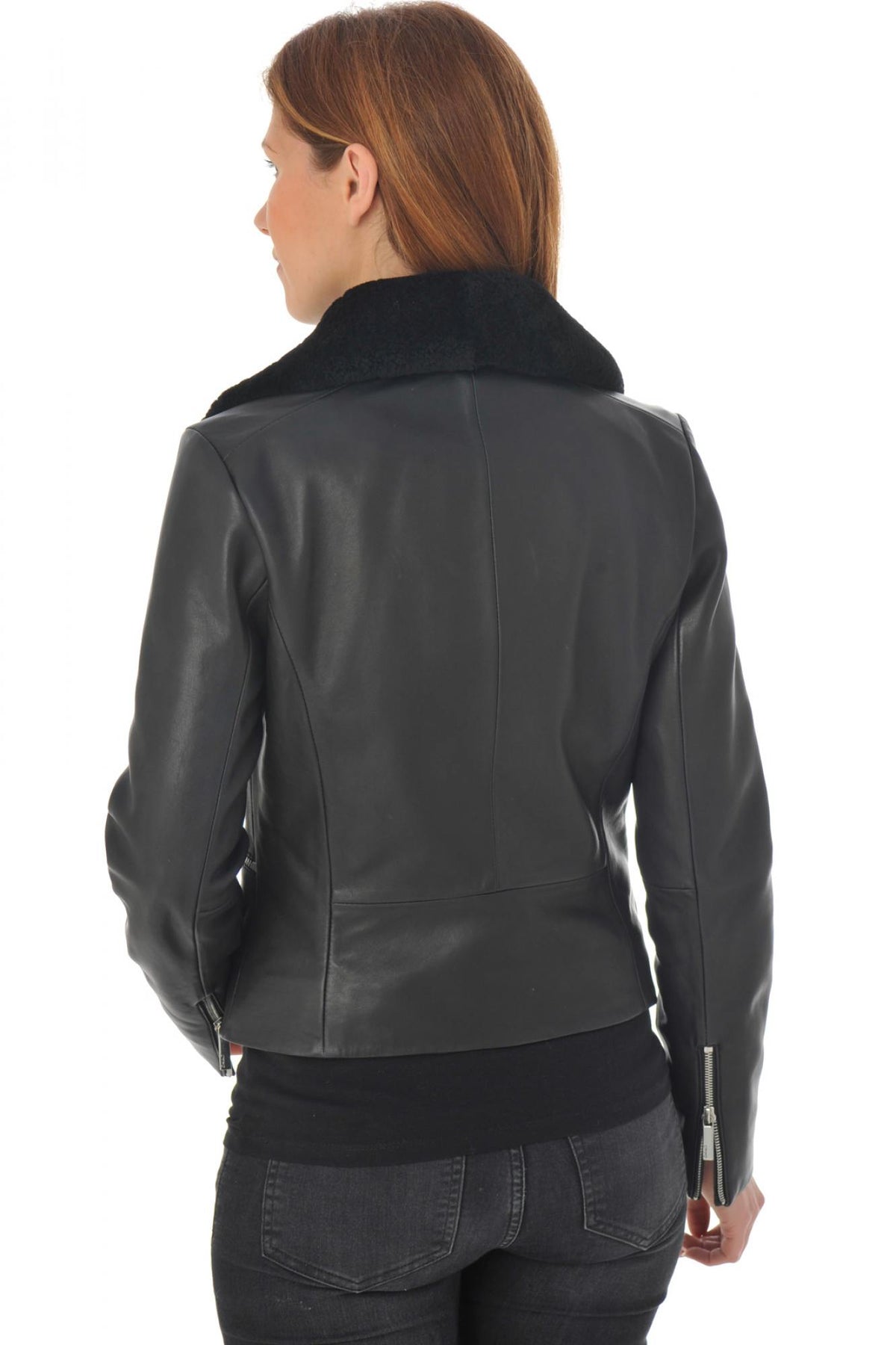 Leather jacket with fur collar - Image n°4