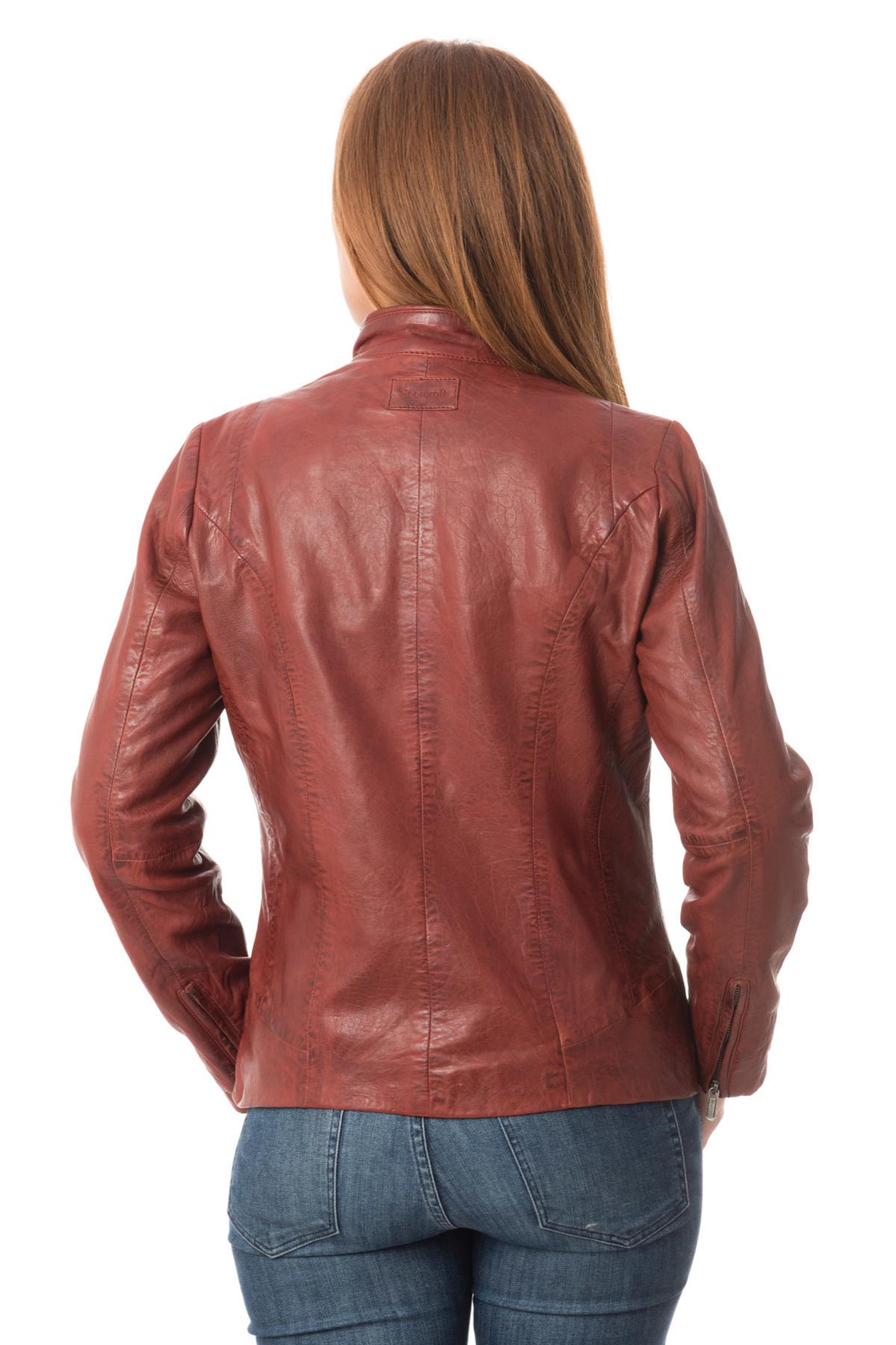 Women's red lambskin leather jacket - Image n°5