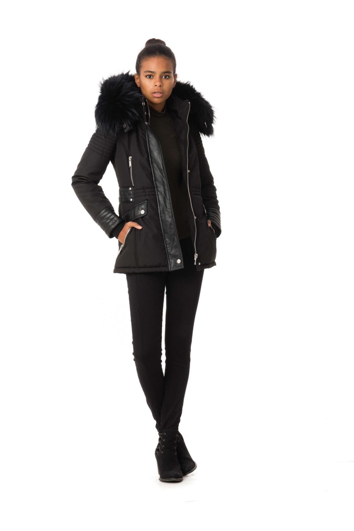 Black down jacket with black collar - Image n°2